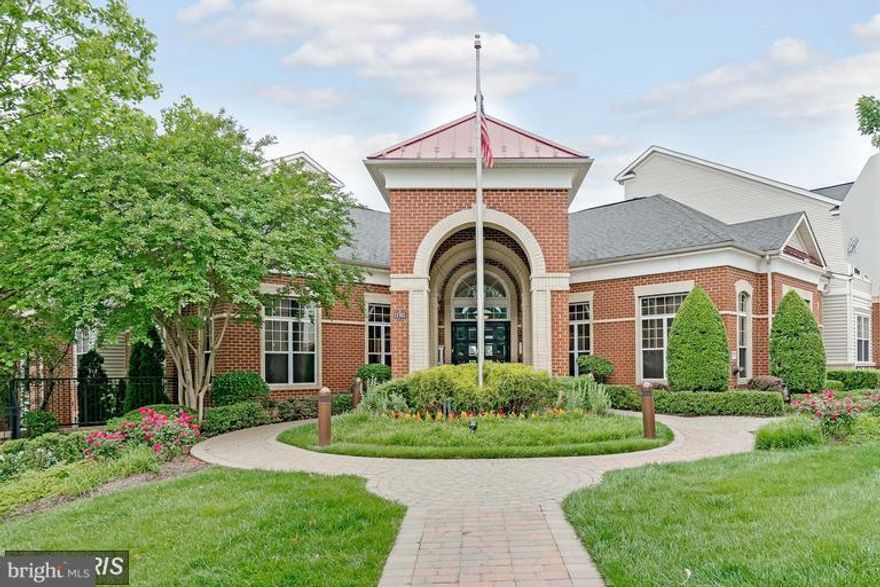Highly coveted 2 story condo in Fairfax Ridge w/ Elevator and 2 parking spaces (1 gar covered & 1 street). Walk into main lvl w/ open flrpln and brand new carpet throughout. Kit w/ breakfast bar overlooks 2 story din & fam rm w/ gas fp & walk out access 2 terrace, perfect for entertaining! 2 MA BR w/ natural light, spacious BA's, & walk in closet. Upper lvl vast loft w/ skylights & built in desk.