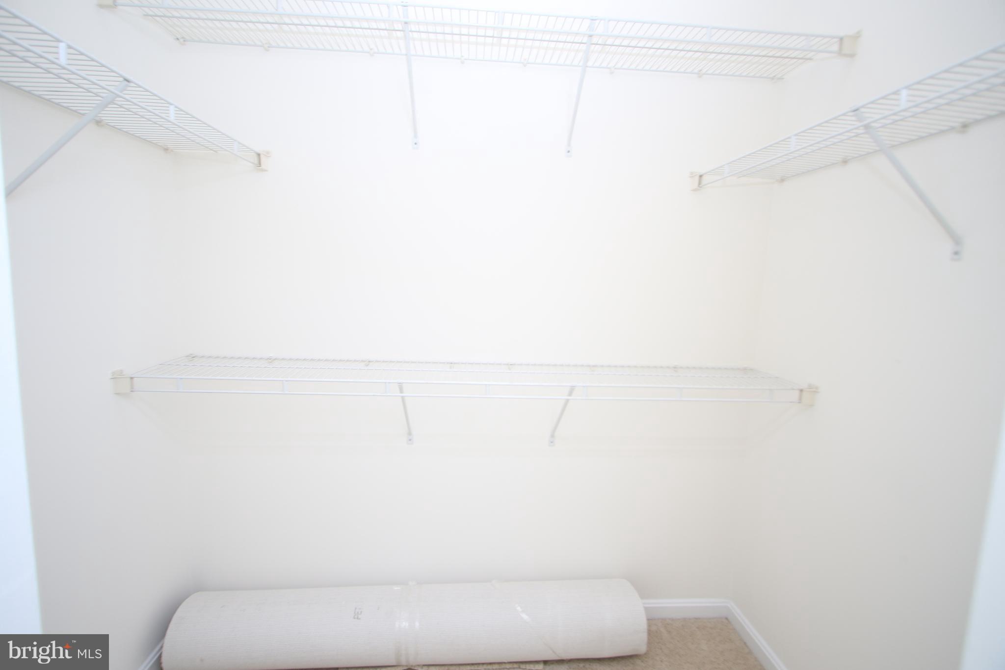 FAIRFAX RIDGE - Residential