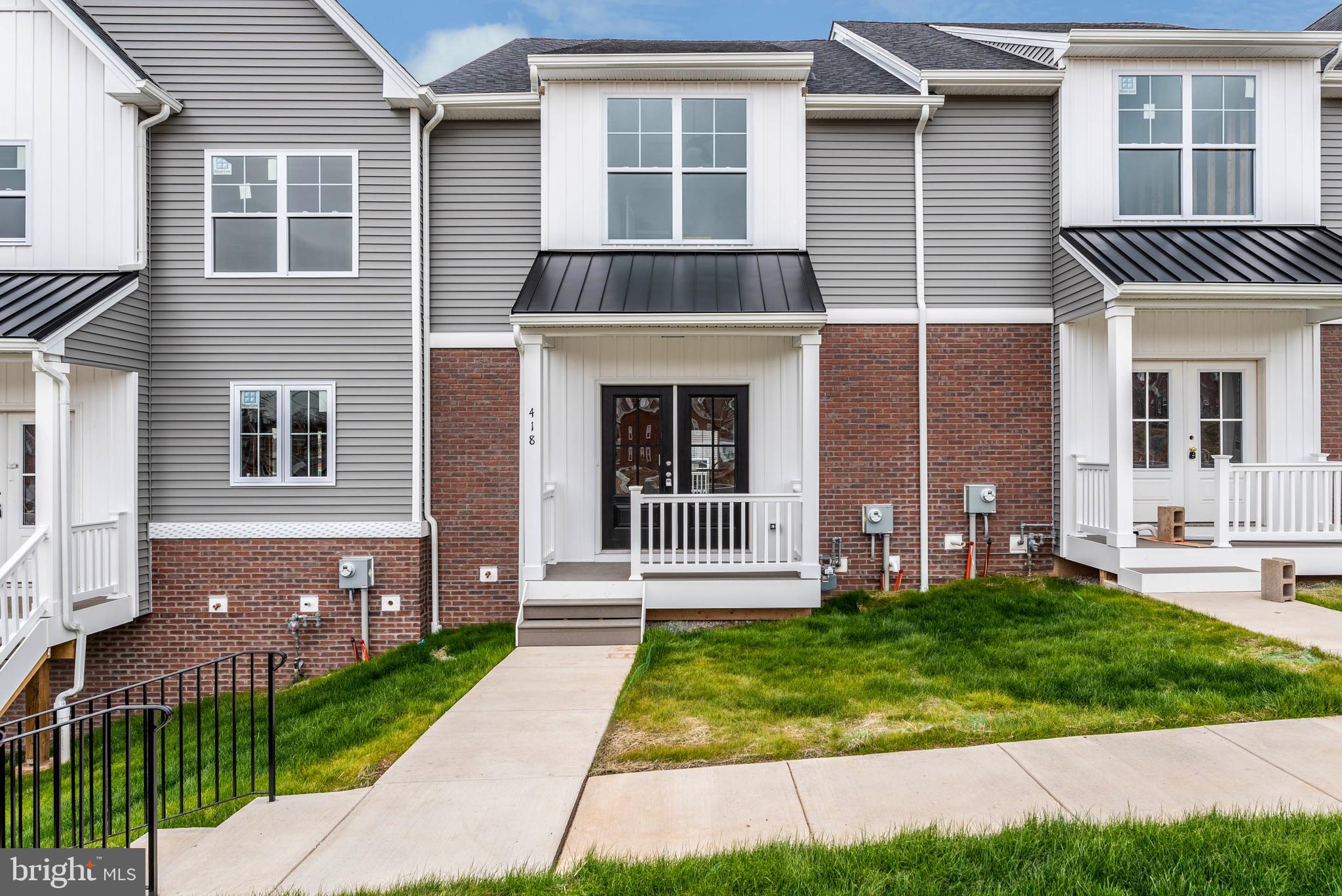 MERION POINTE - Residential