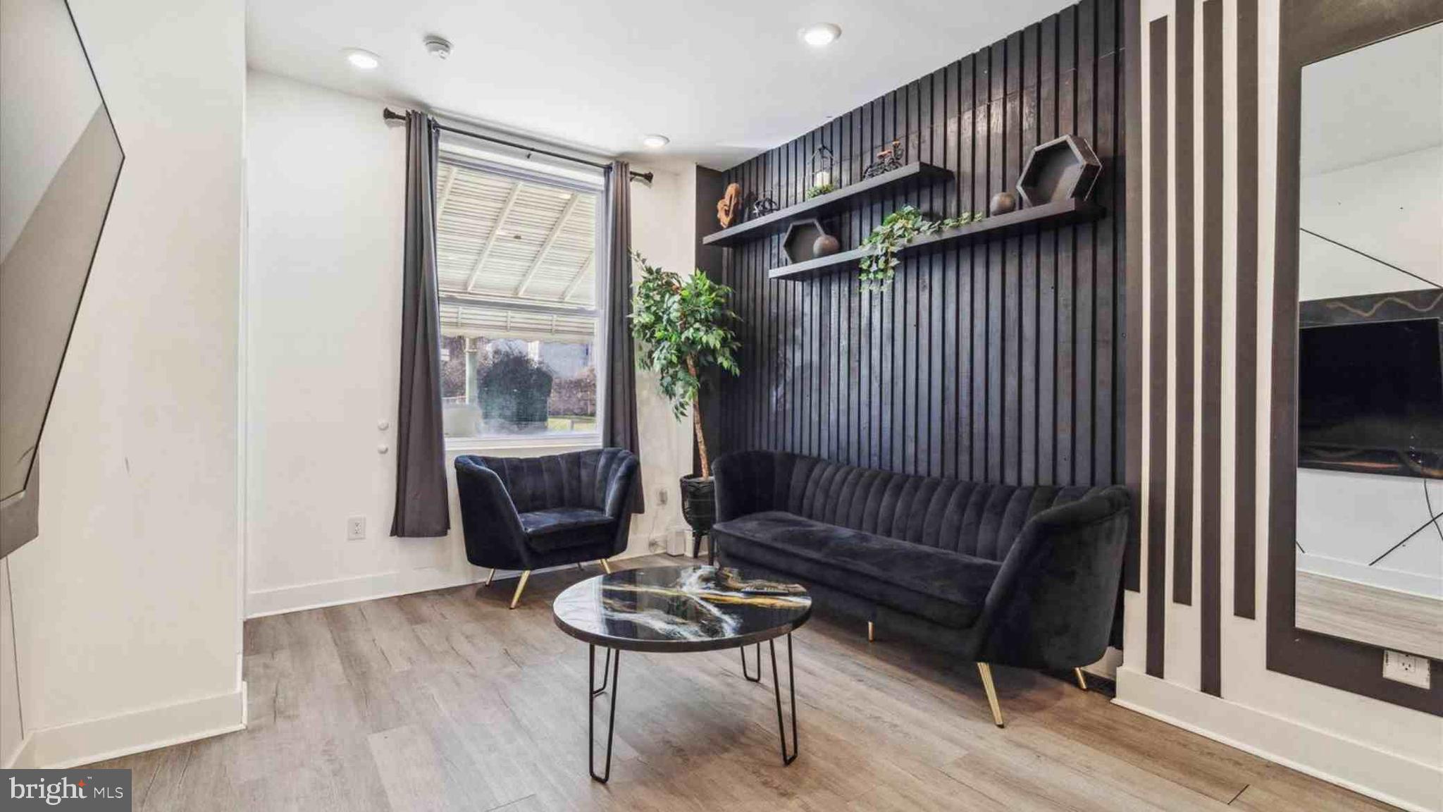 BELMONT - Residential Income