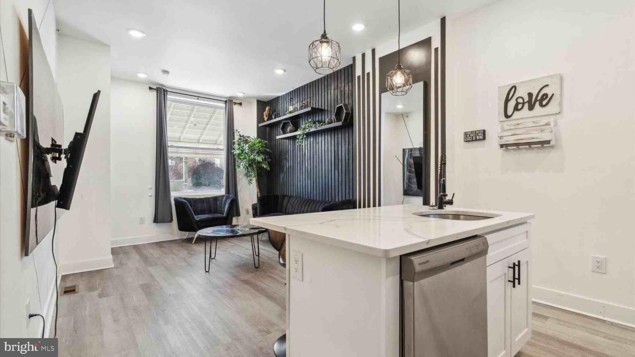 BELMONT - Residential Income