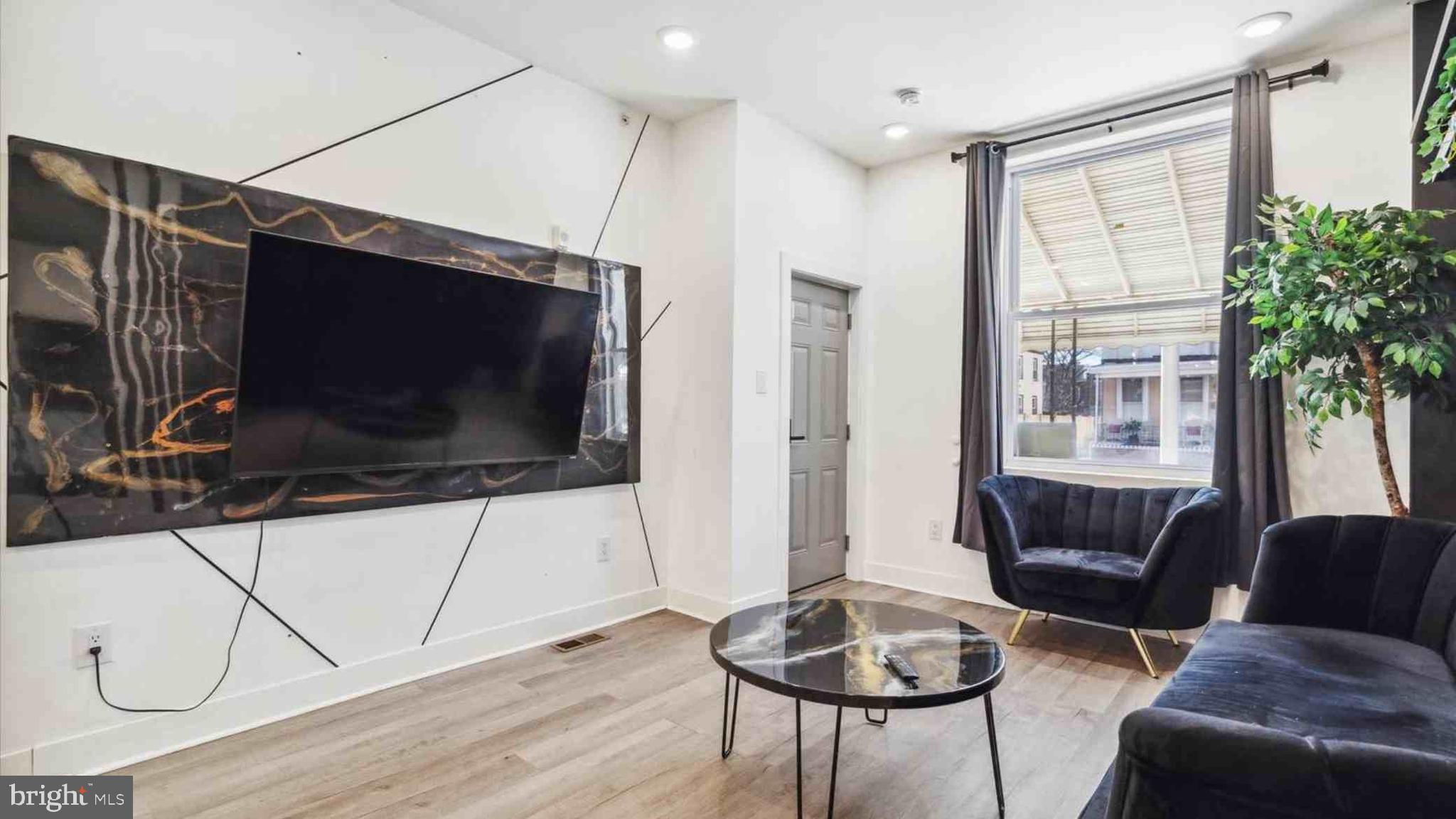 BELMONT - Residential Income