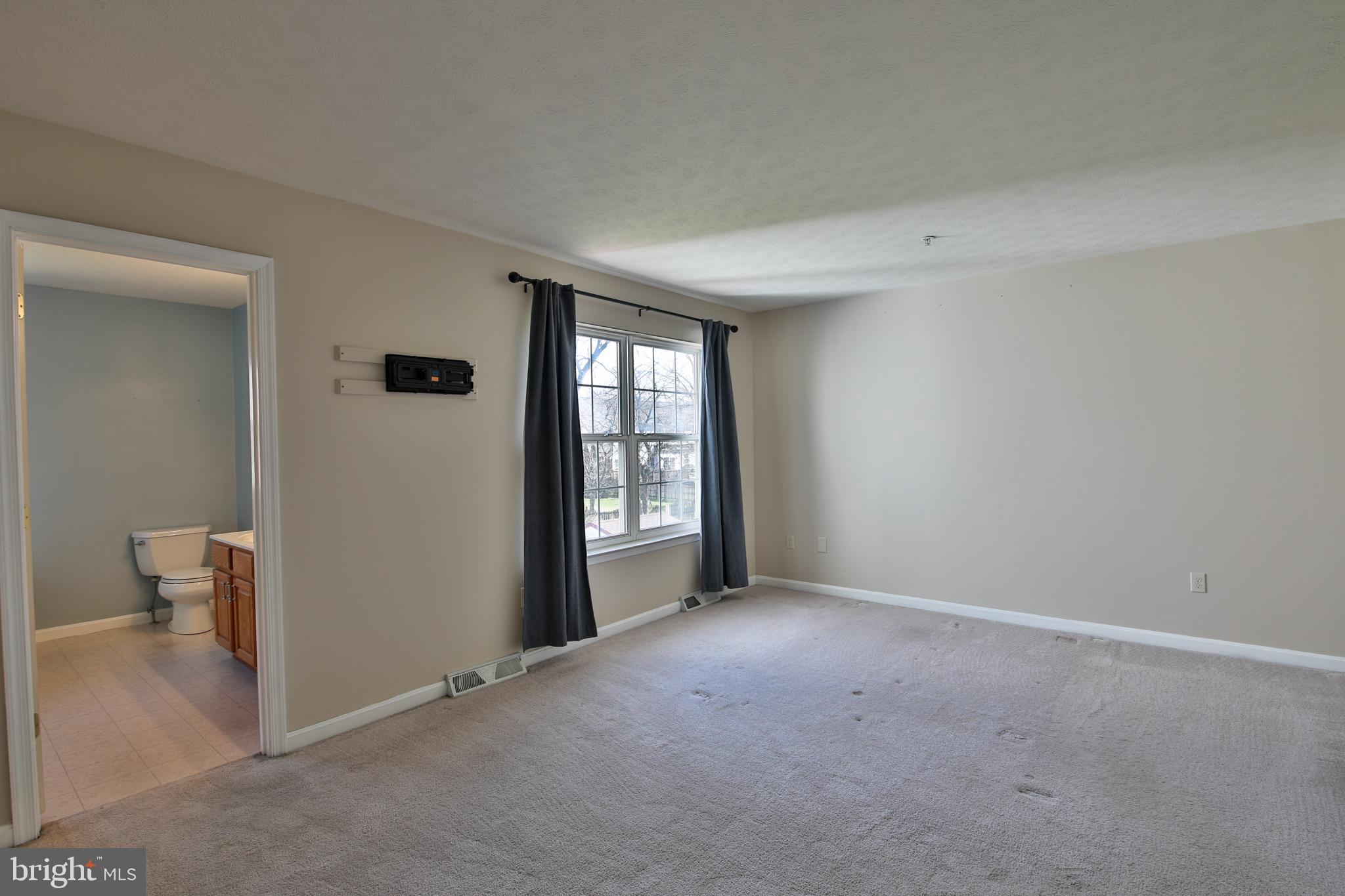 FURNACE HILLS - Residential