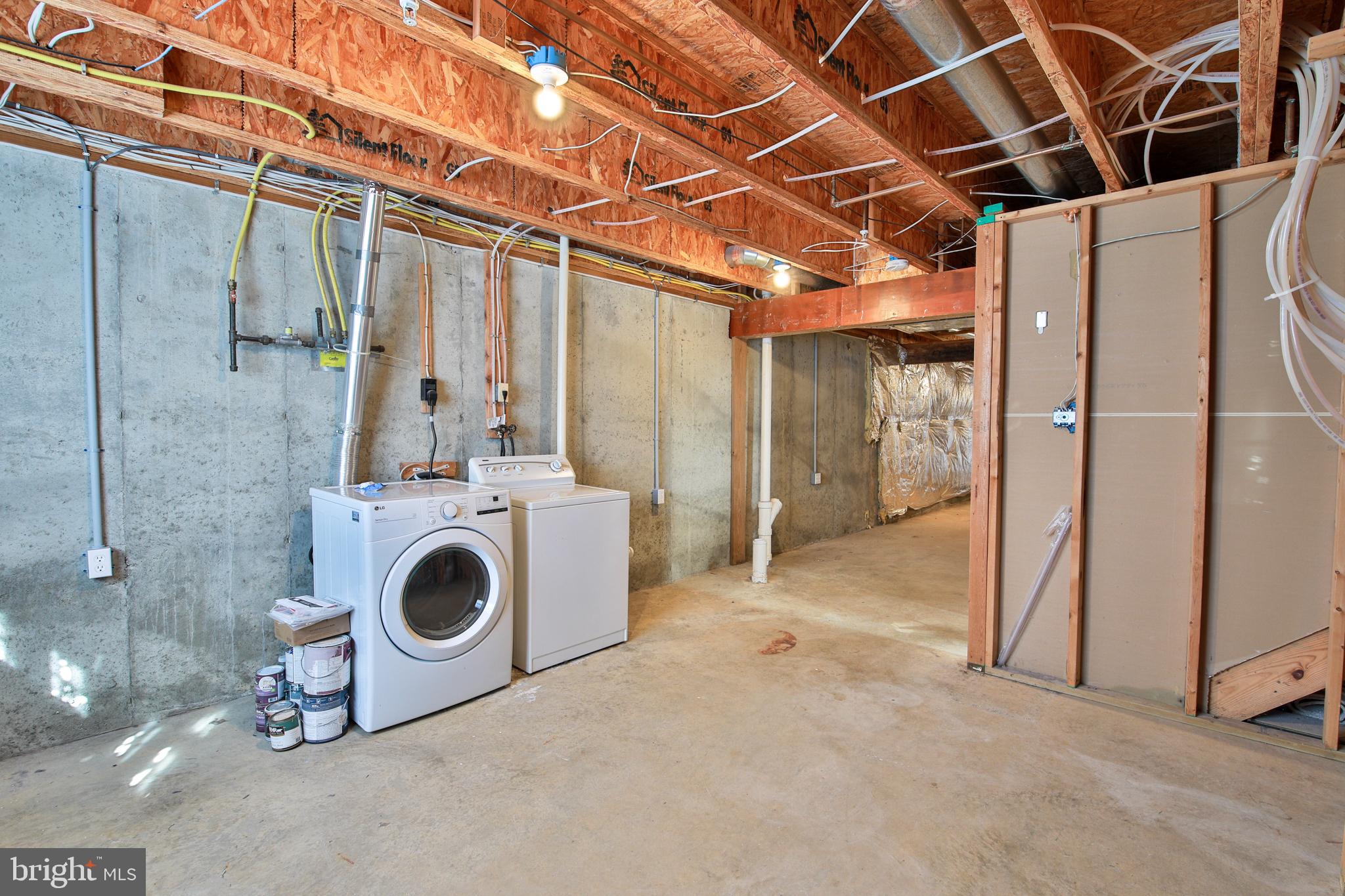 FURNACE HILLS - Residential