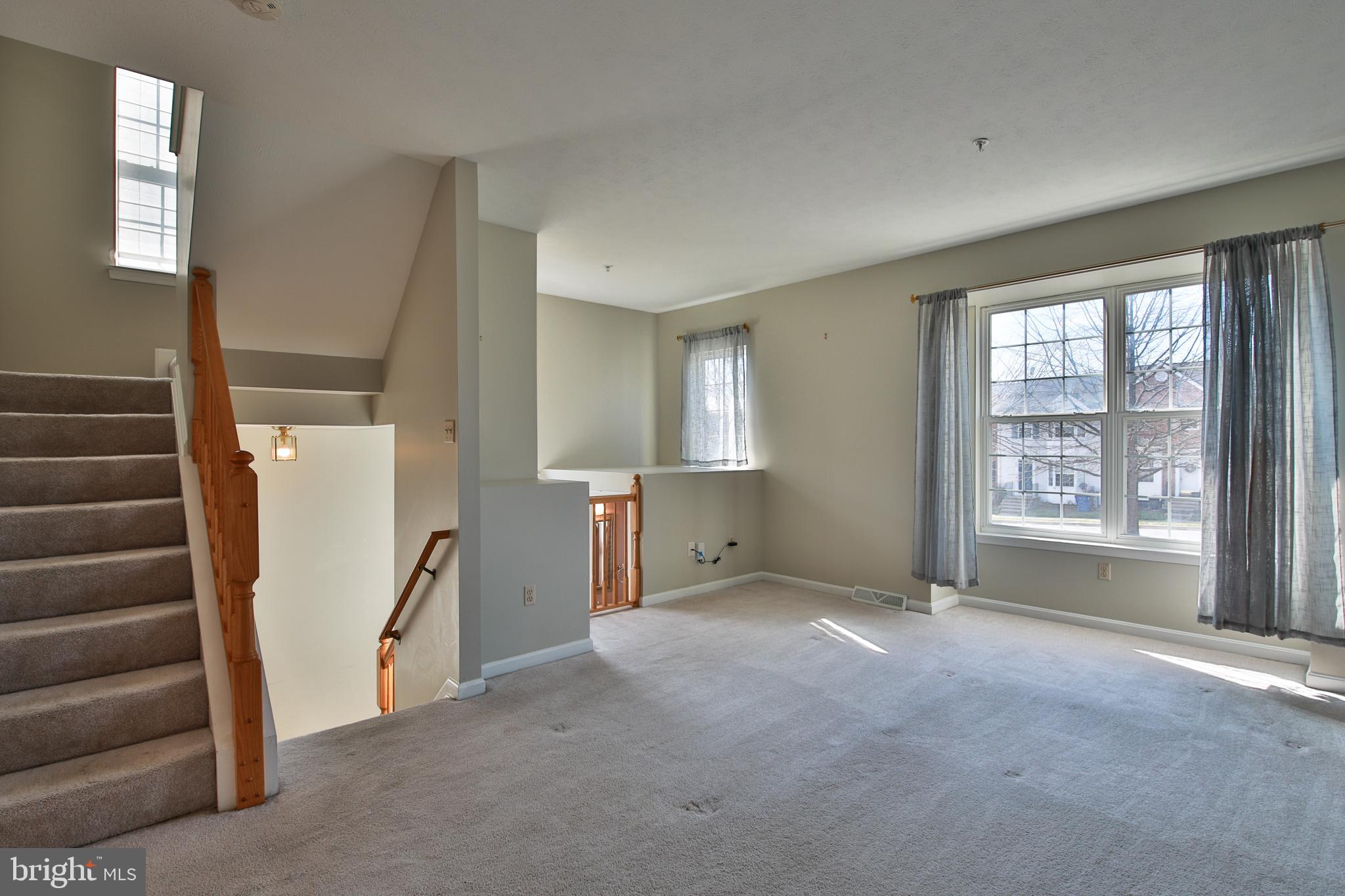 FURNACE HILLS - Residential