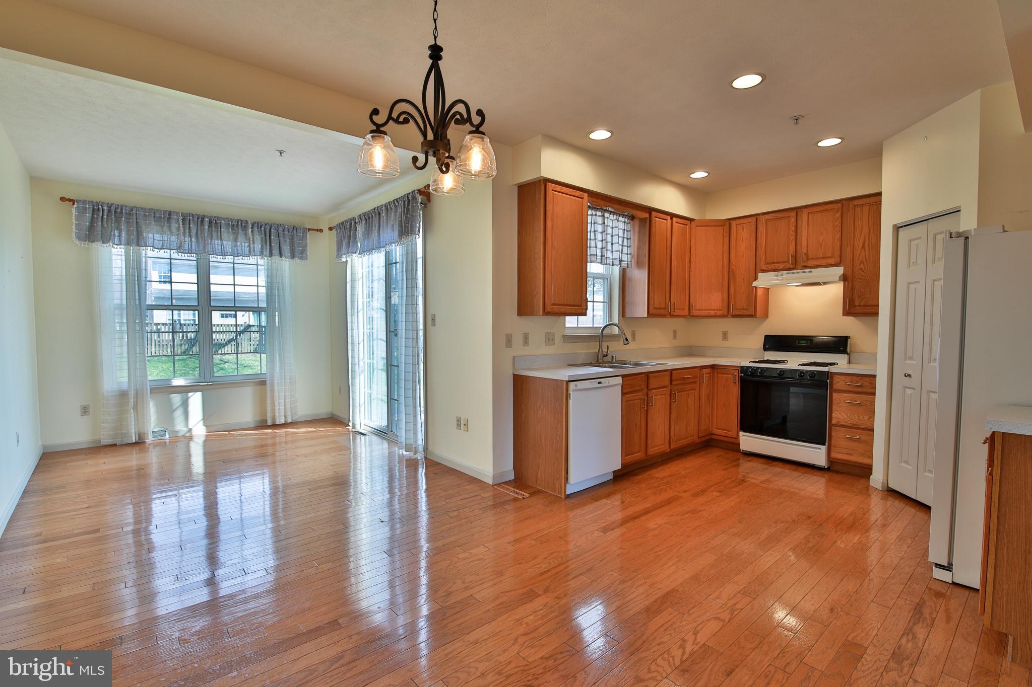 FURNACE HILLS - Residential