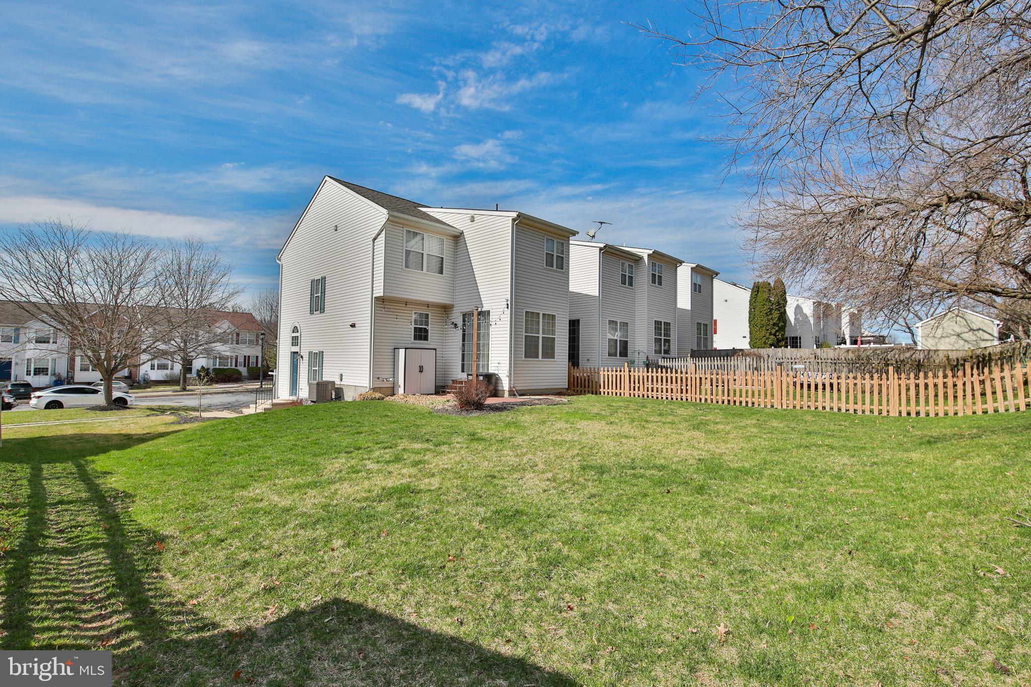 FURNACE HILLS - Residential