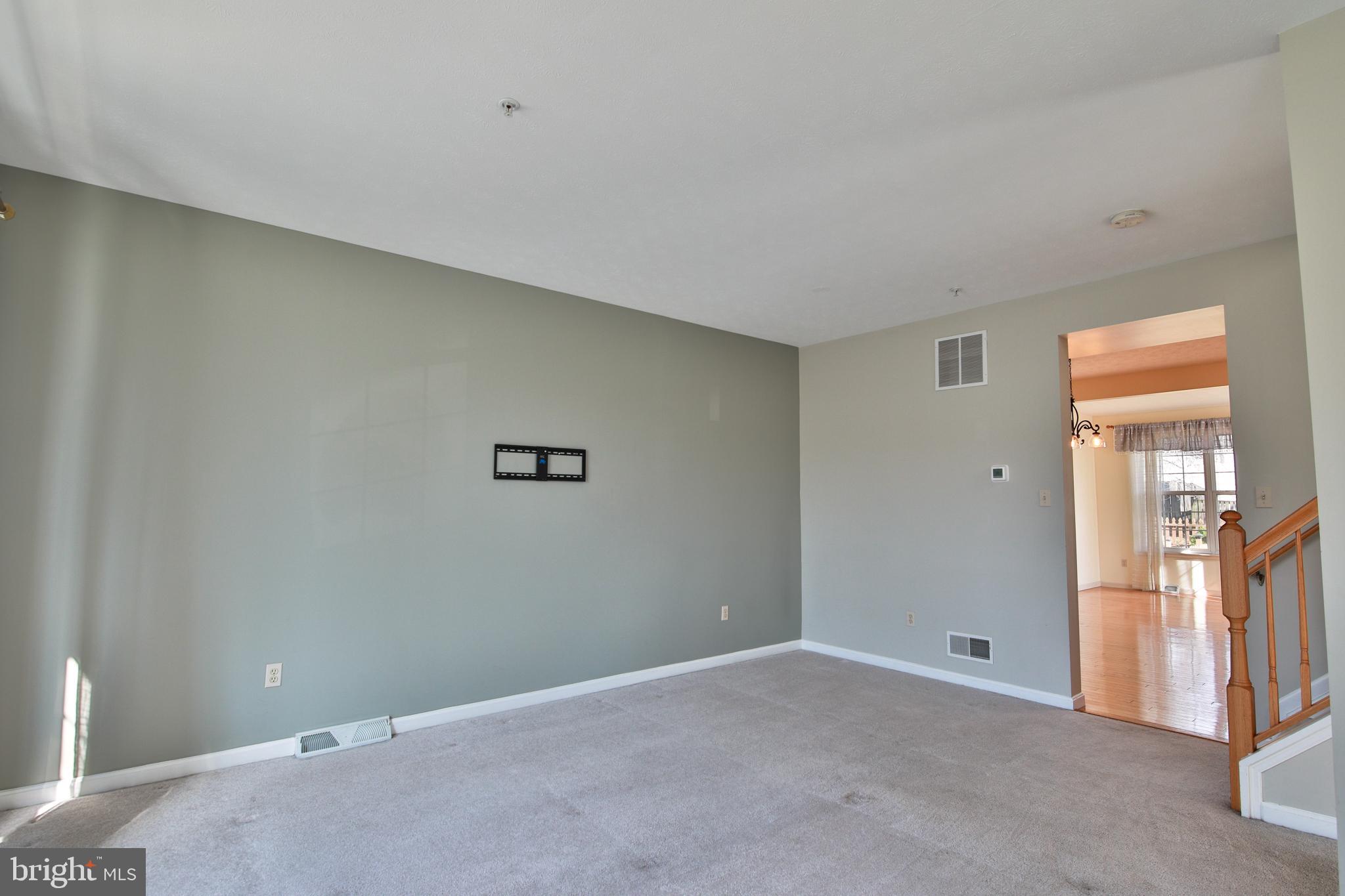 FURNACE HILLS - Residential