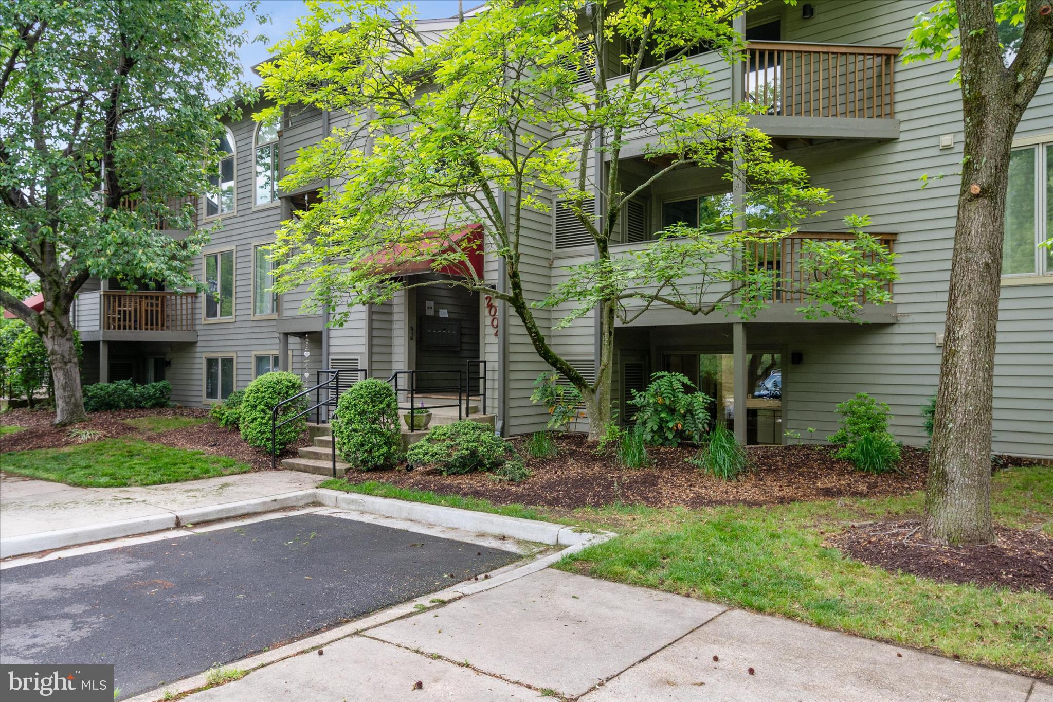 CHESAPEAKE HARBOUR - Residential