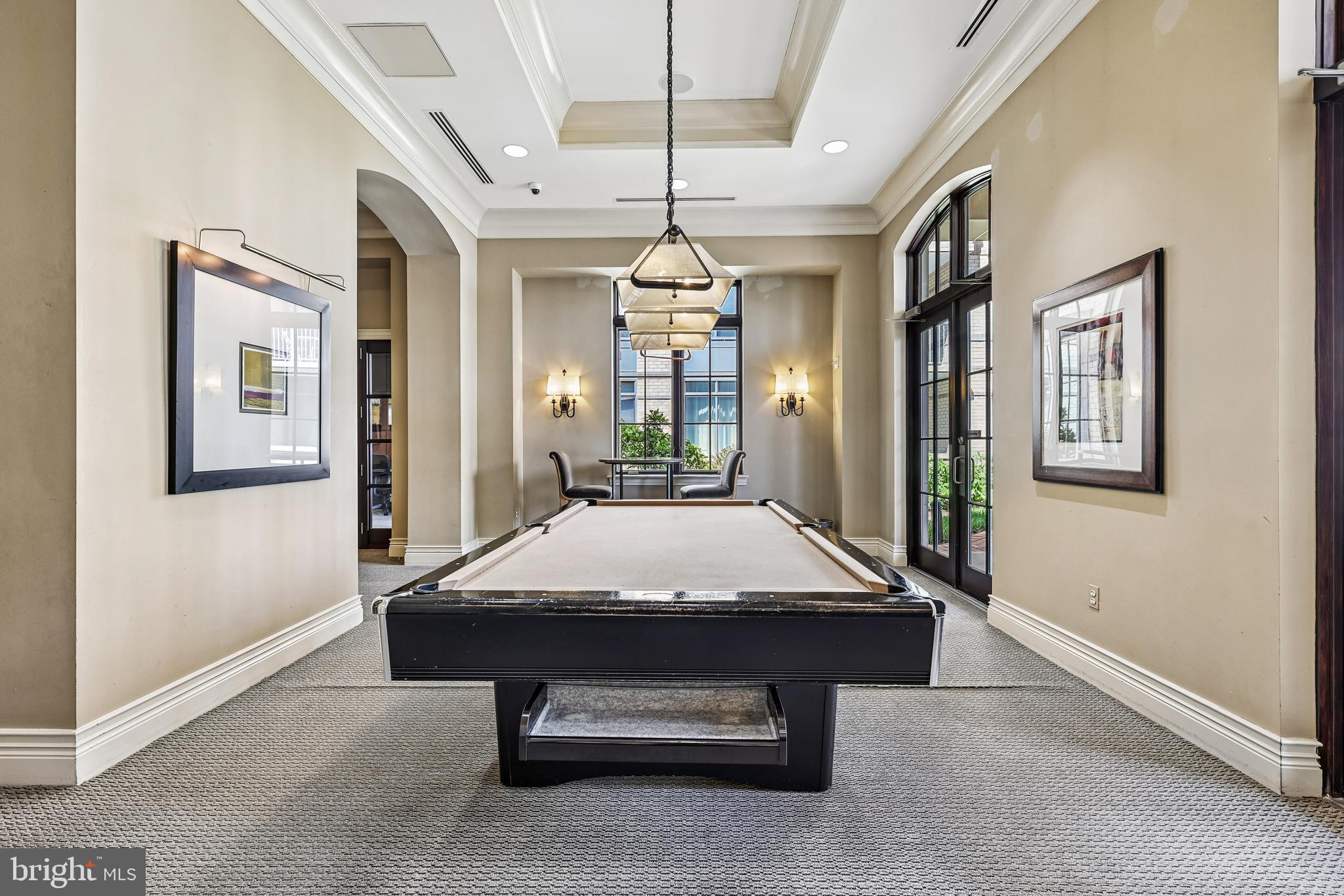 GALLERY AT WHITE FLINT - Residential