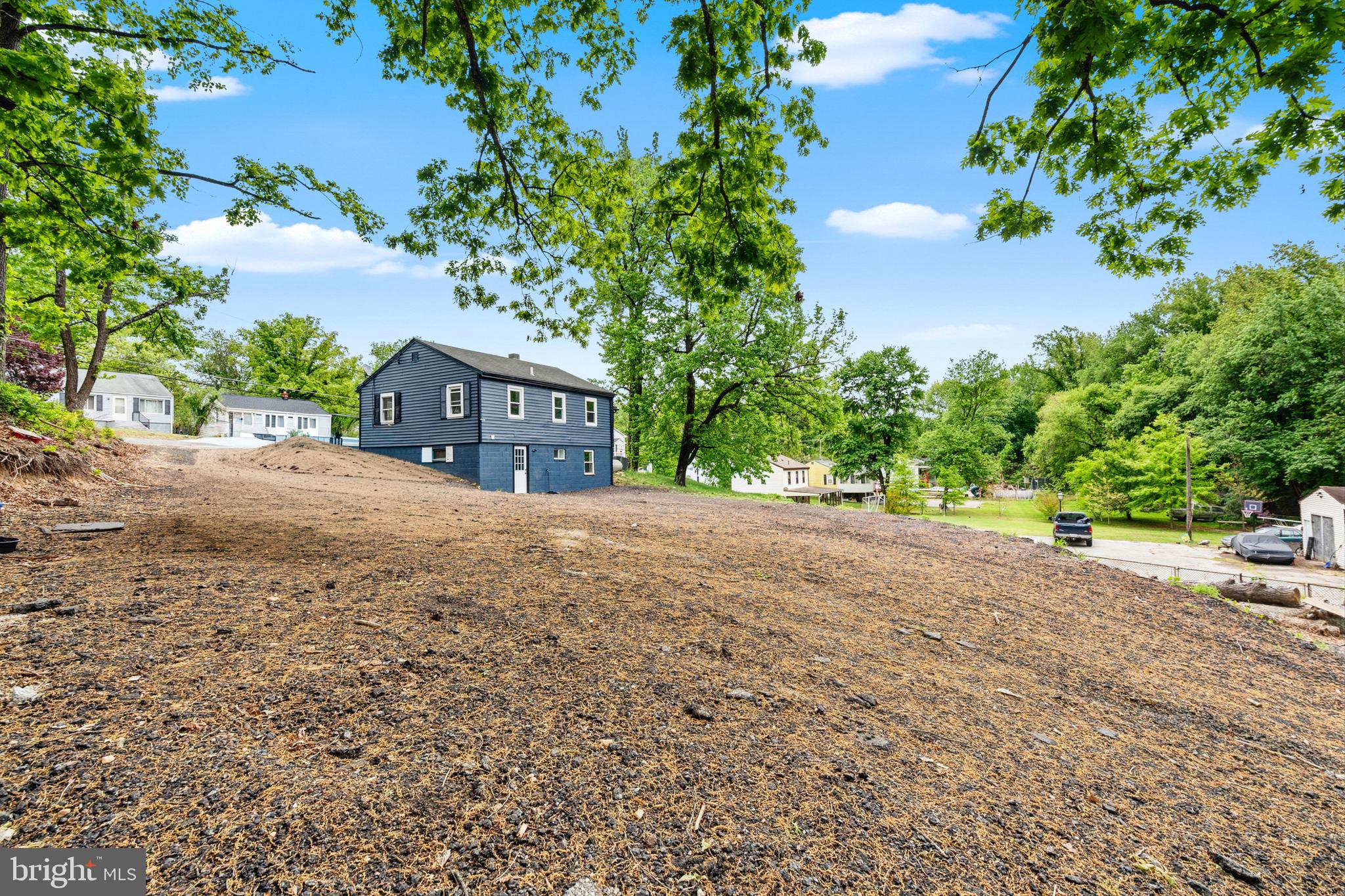 CLINTON GROVE - Residential