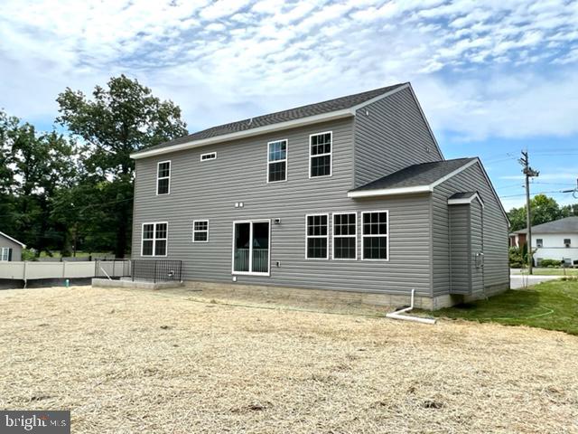 SHORELAND - Residential