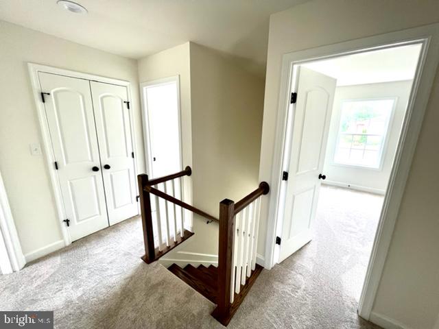 SHORELAND - Residential