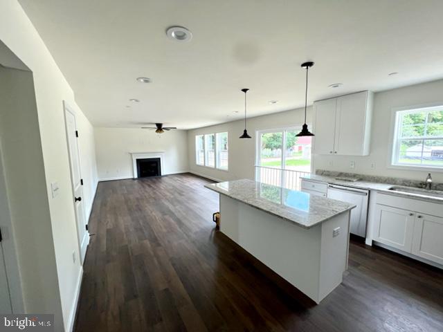 SHORELAND - Residential