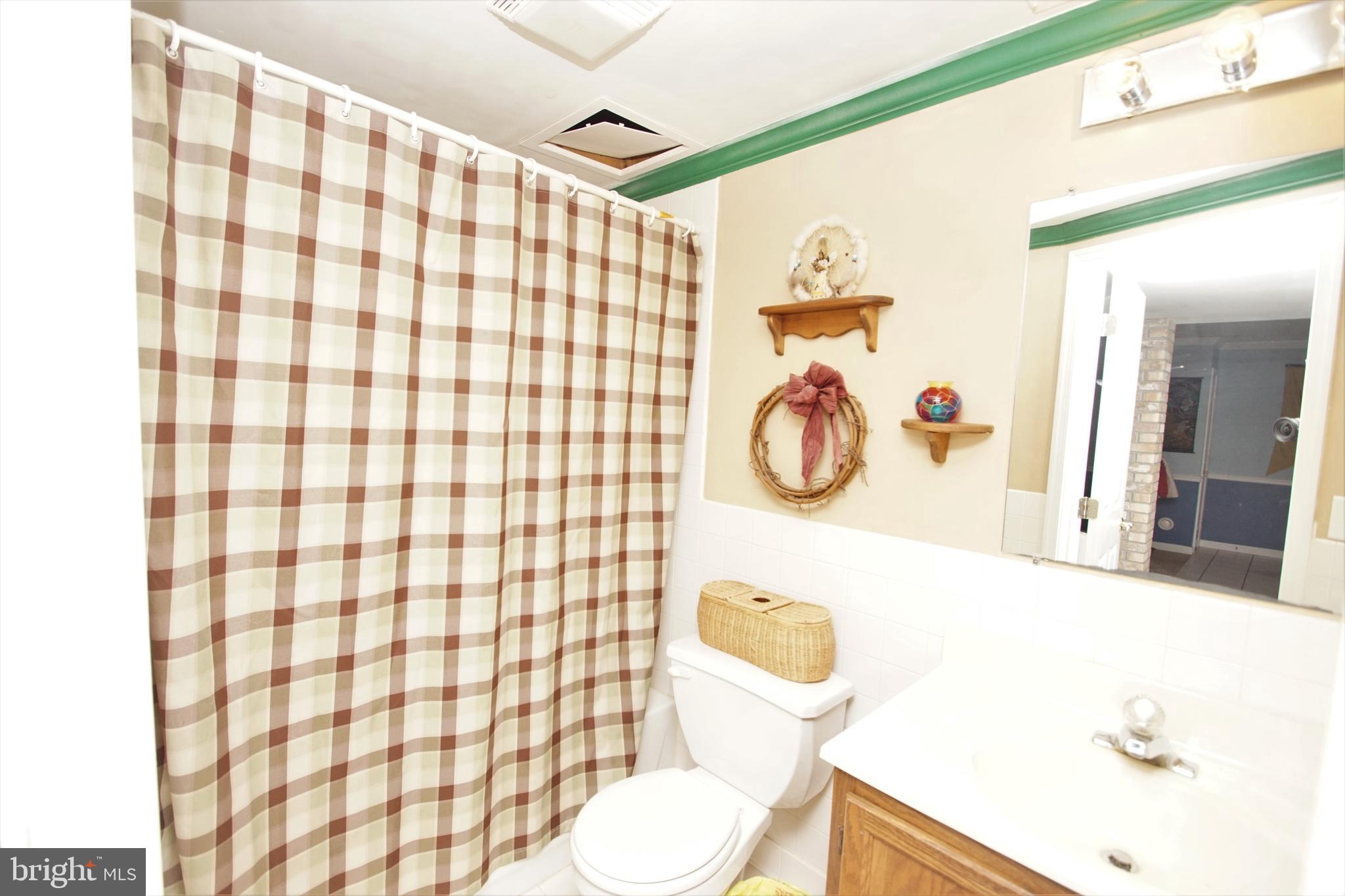 SADDLE RIDGE - Residential