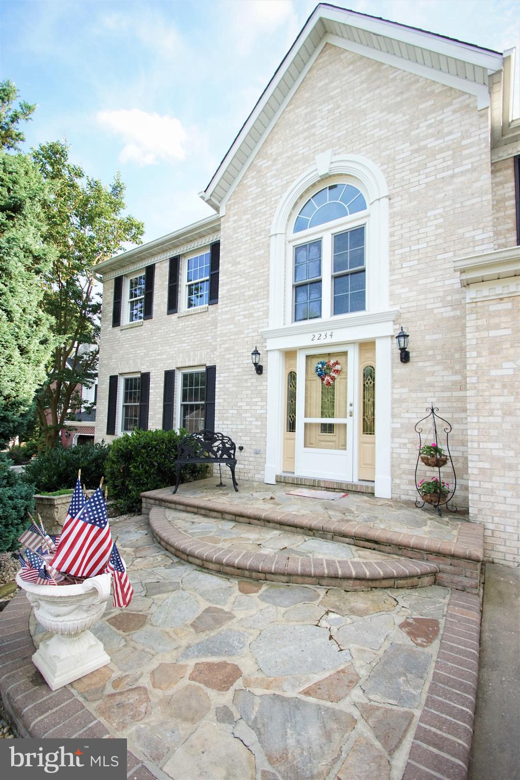 SADDLE RIDGE - Residential