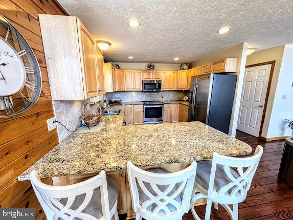 EAGLE ROCK RESORT - Residential