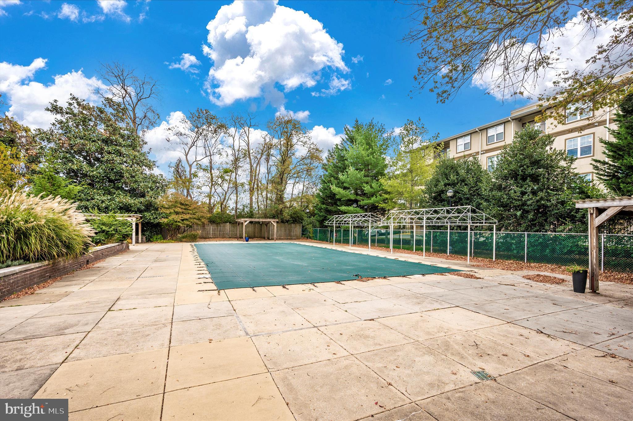 THE FORUM - Residential