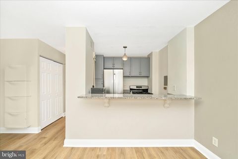 11801 ROCKVILLE PIKE 1001 ROCKVILLE MD 20852