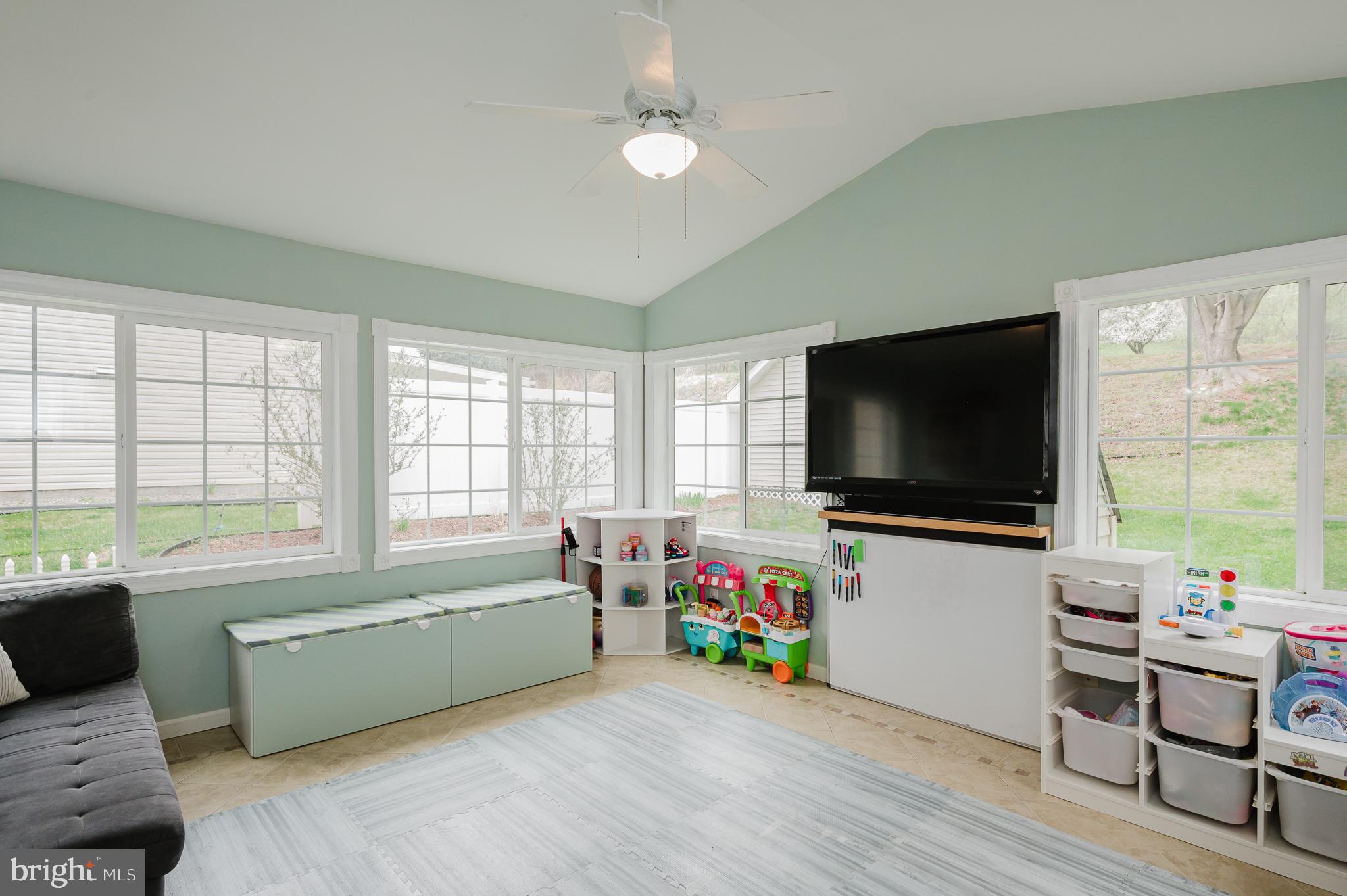 OAKHURST - Residential