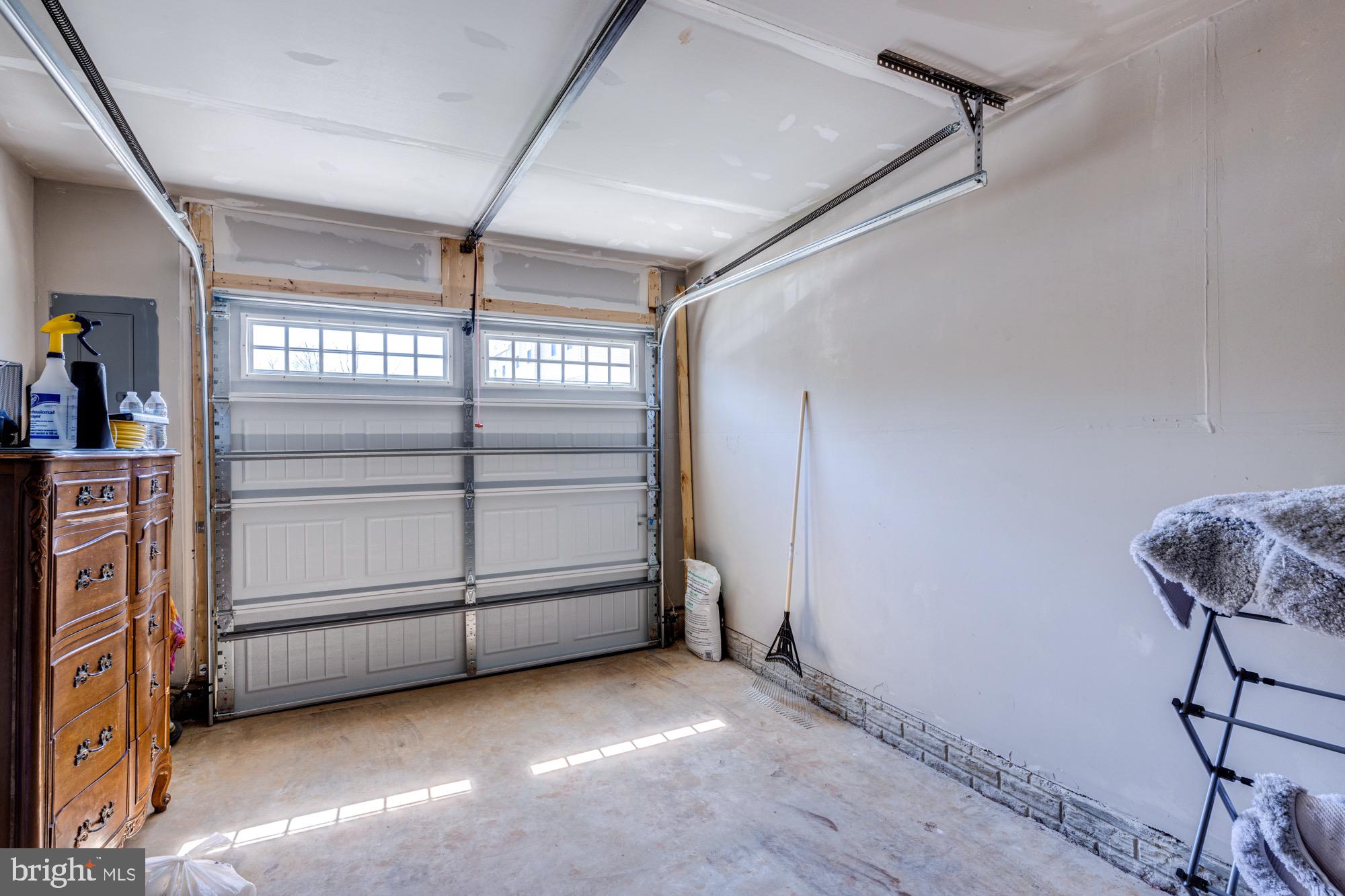 REGENTS CREST - Residential Lease