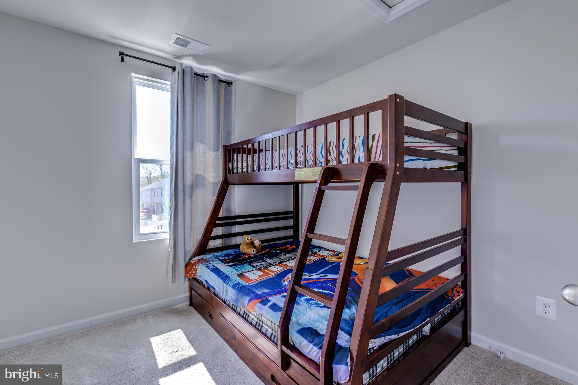 REGENTS CREST - Residential Lease