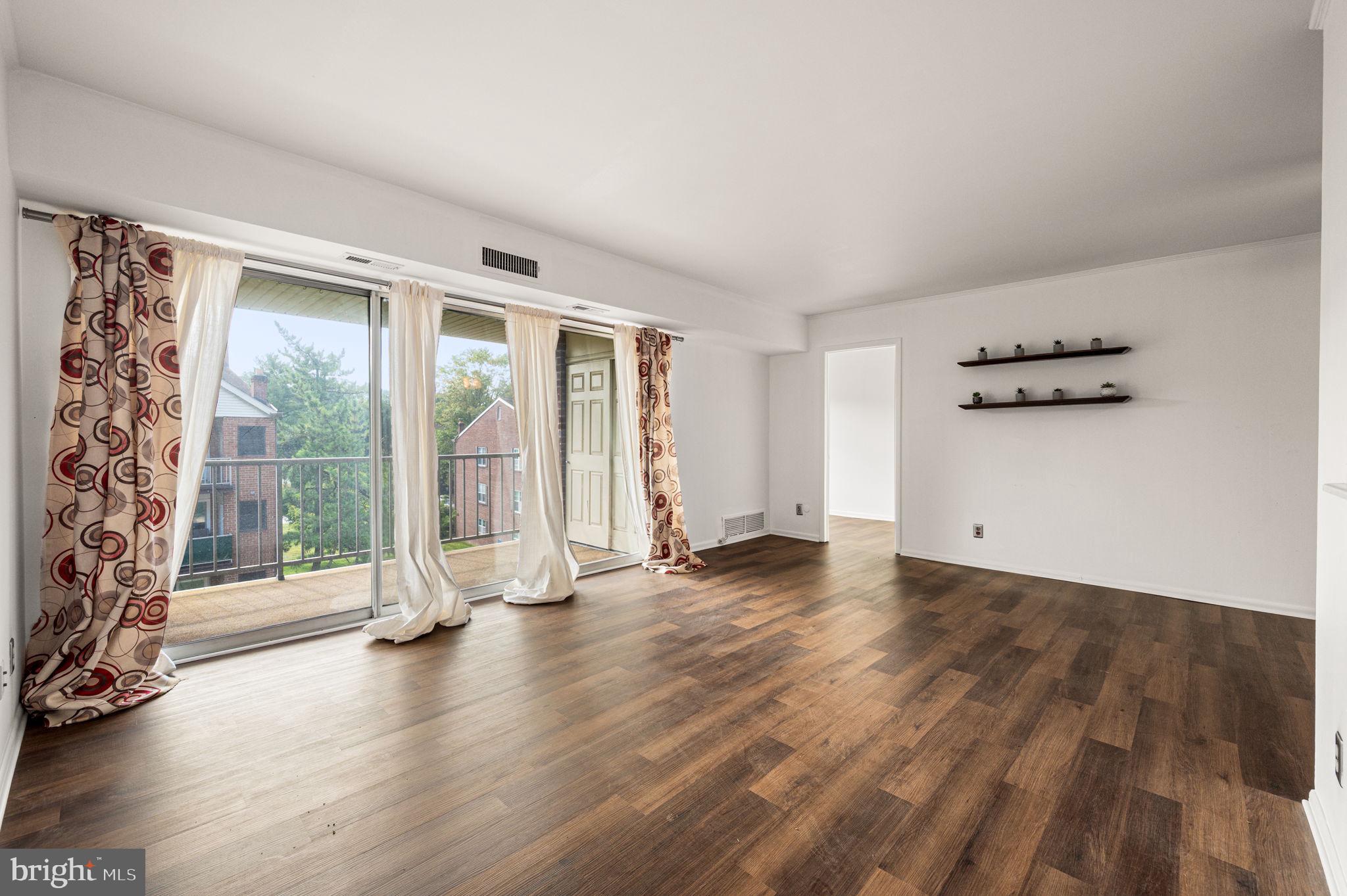 GLENHARDIE CONDOS - Residential