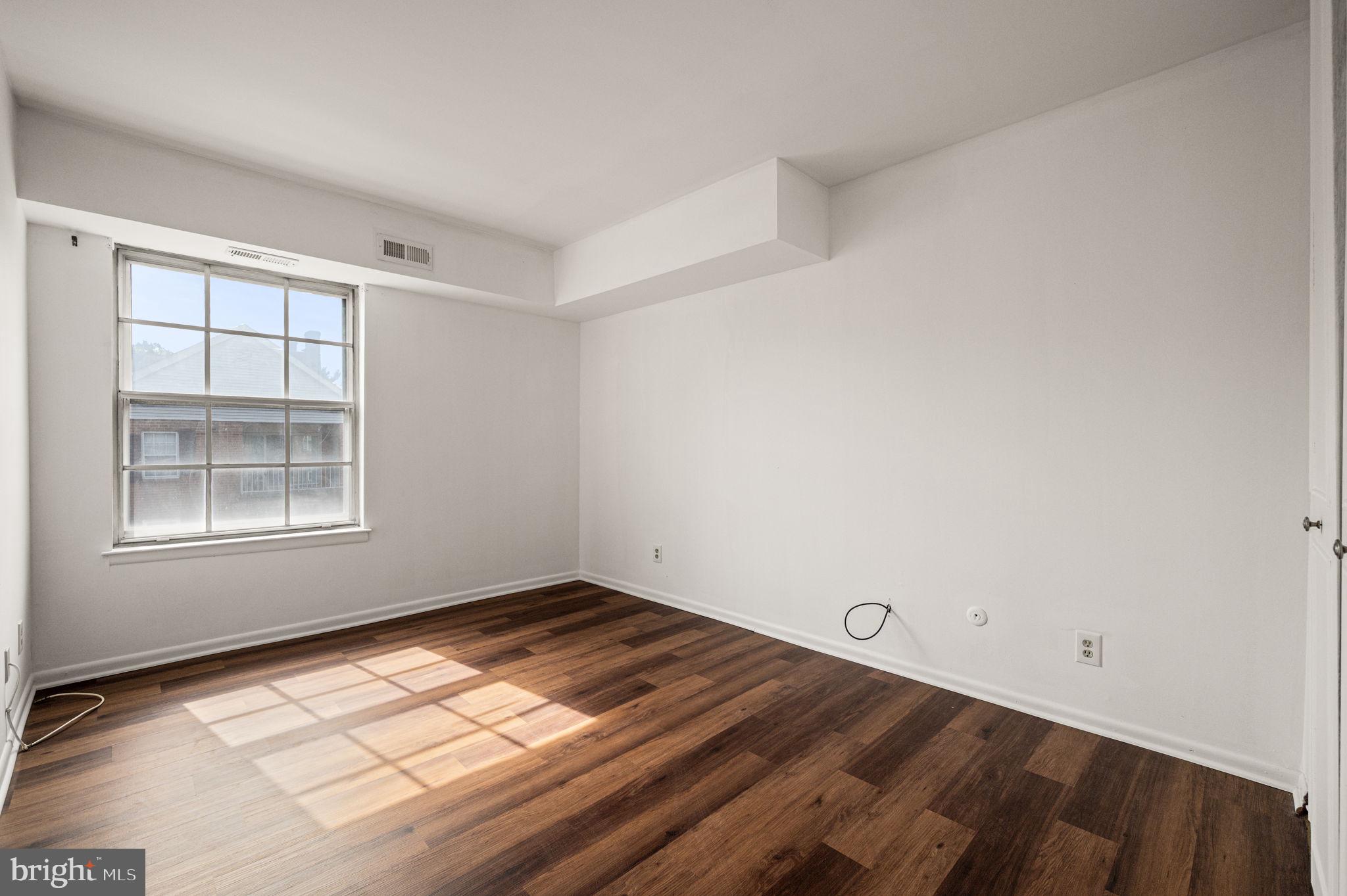 GLENHARDIE CONDOS - Residential