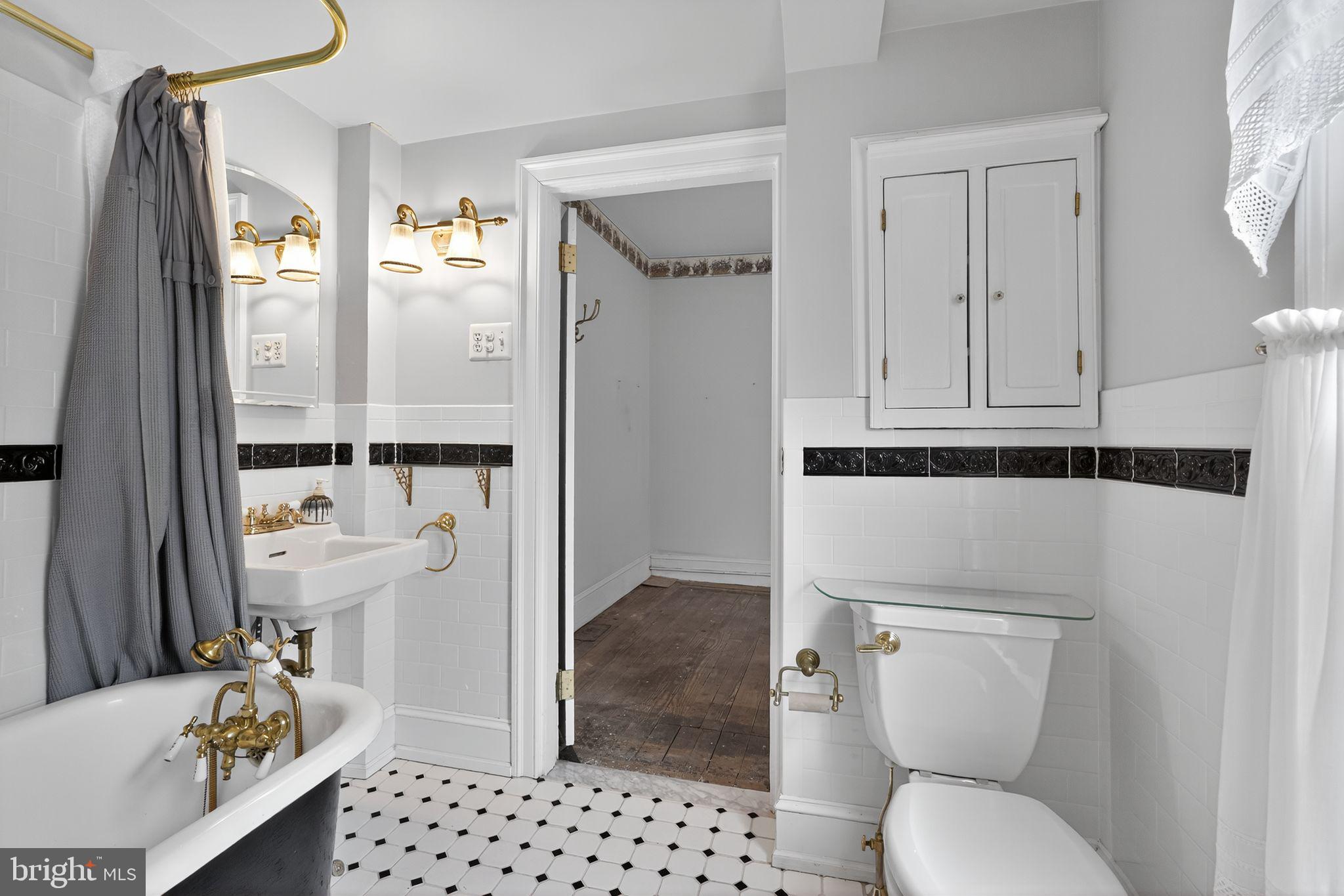 MANAYUNK - Residential