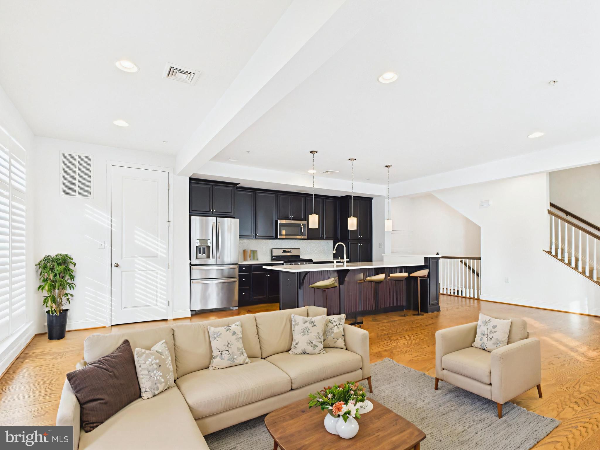 BELMONT - Residential