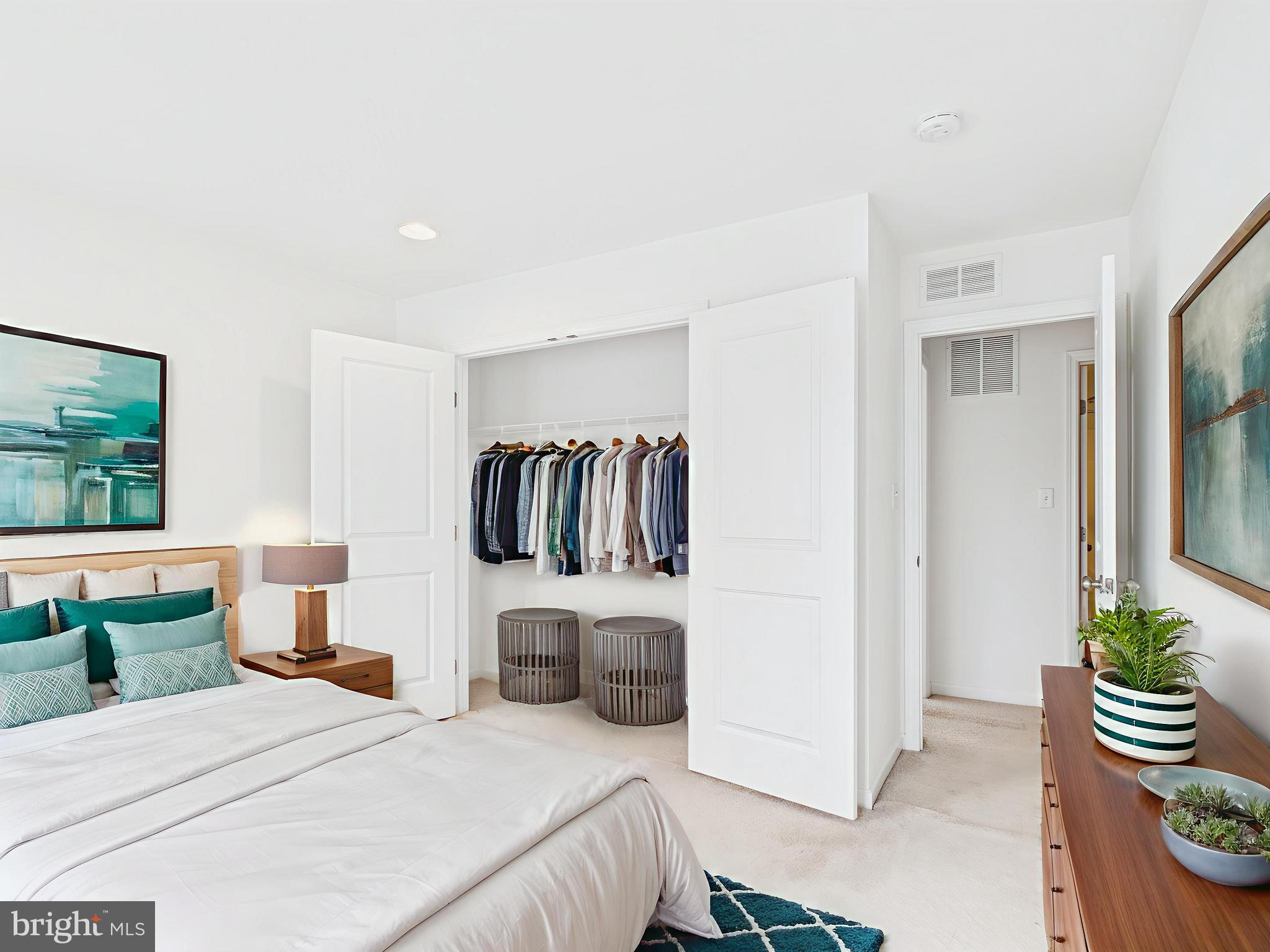 BELMONT - Residential