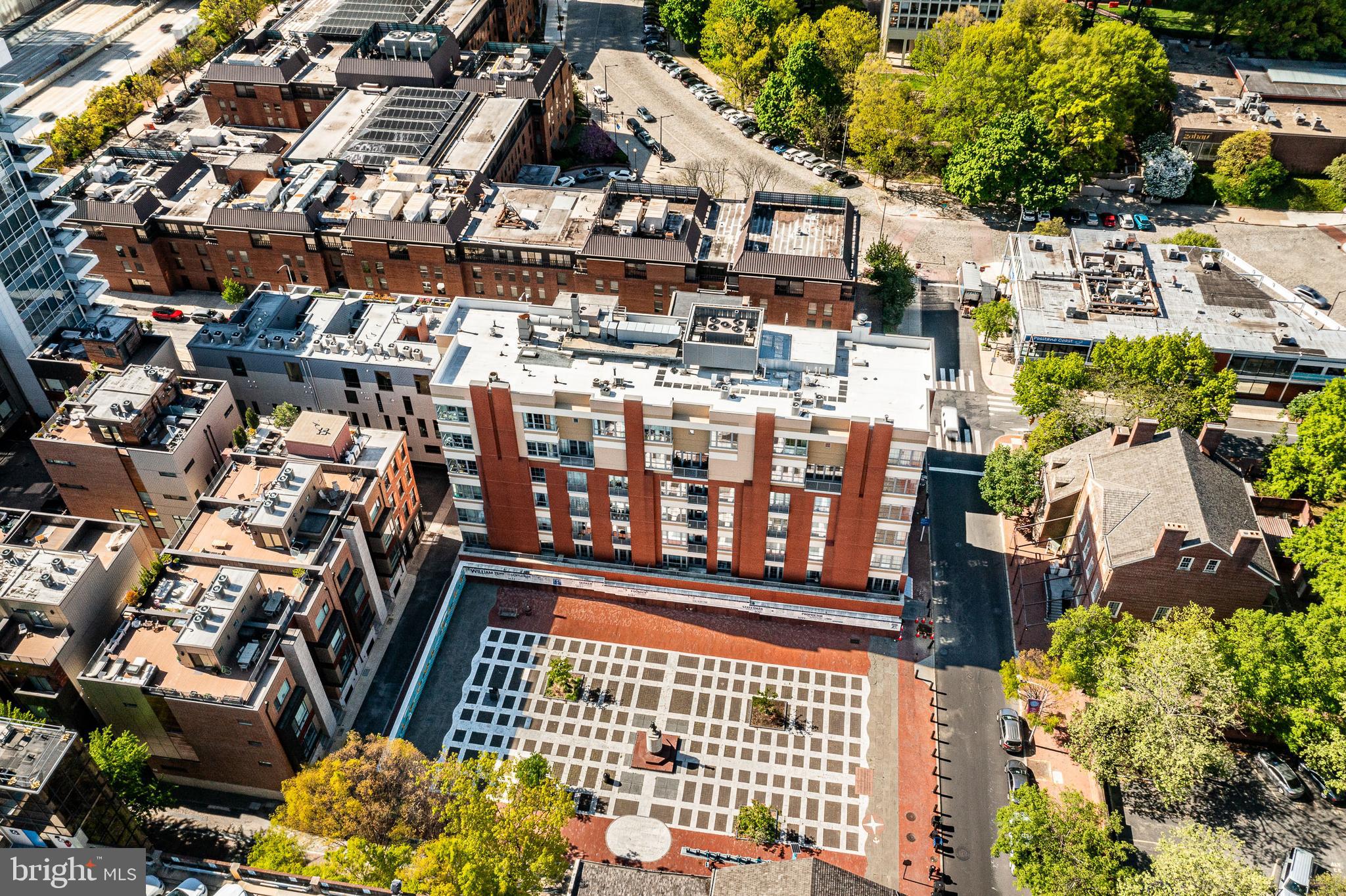 SOCIETY HILL - Residential