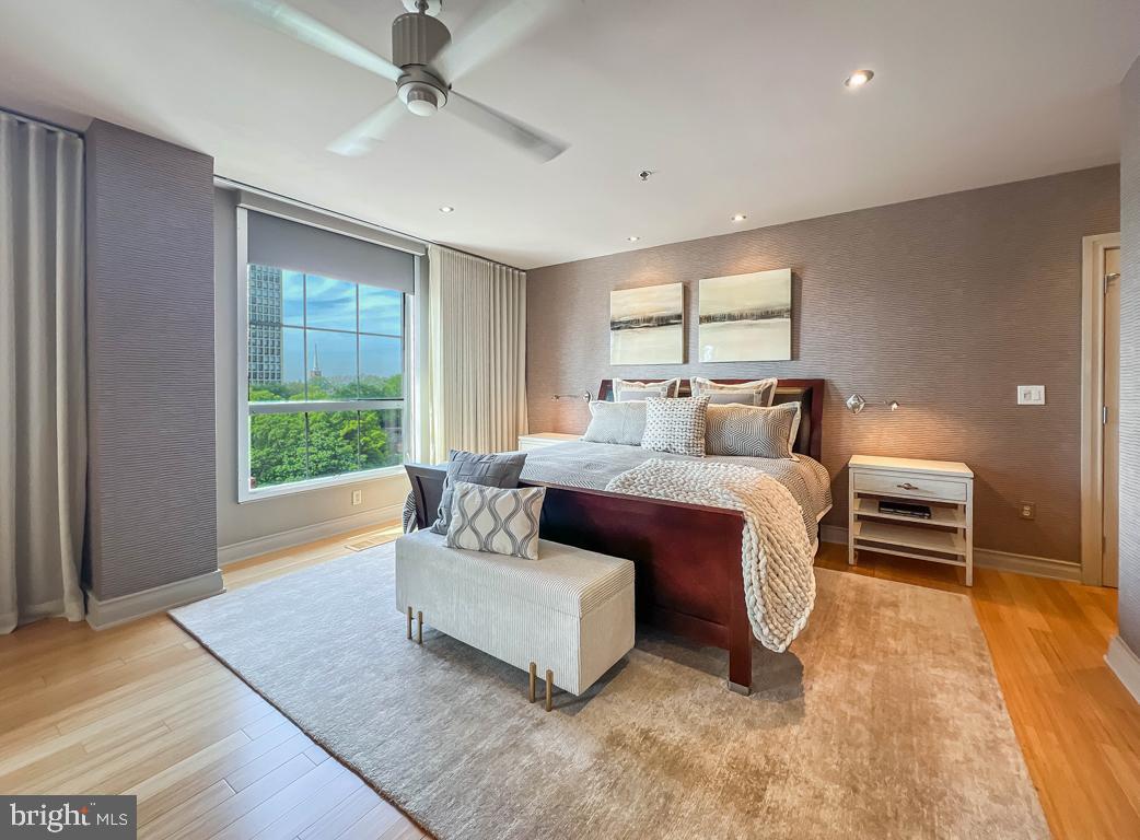 SOCIETY HILL - Residential