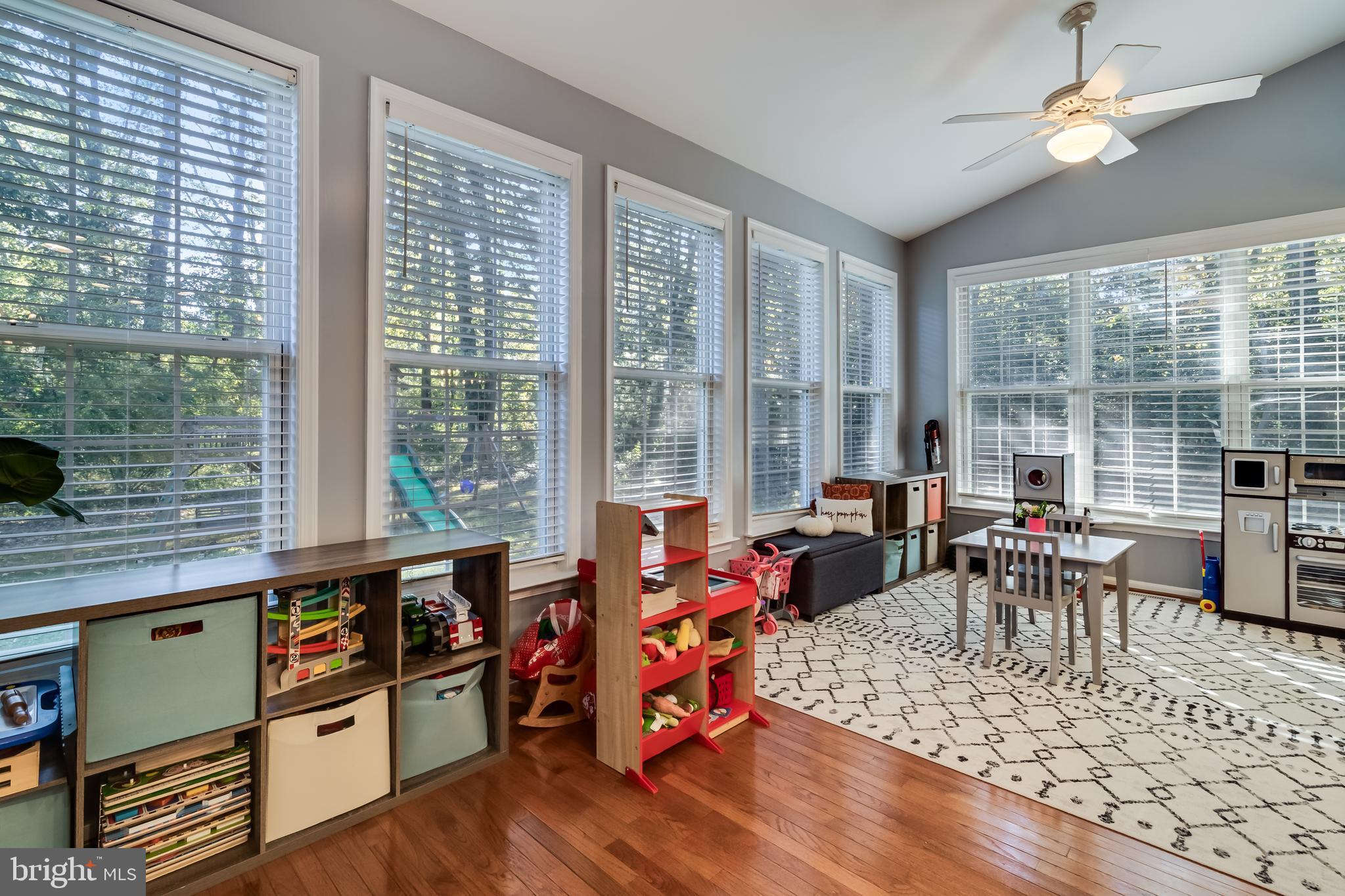 SWAN POINT SUB - Residential