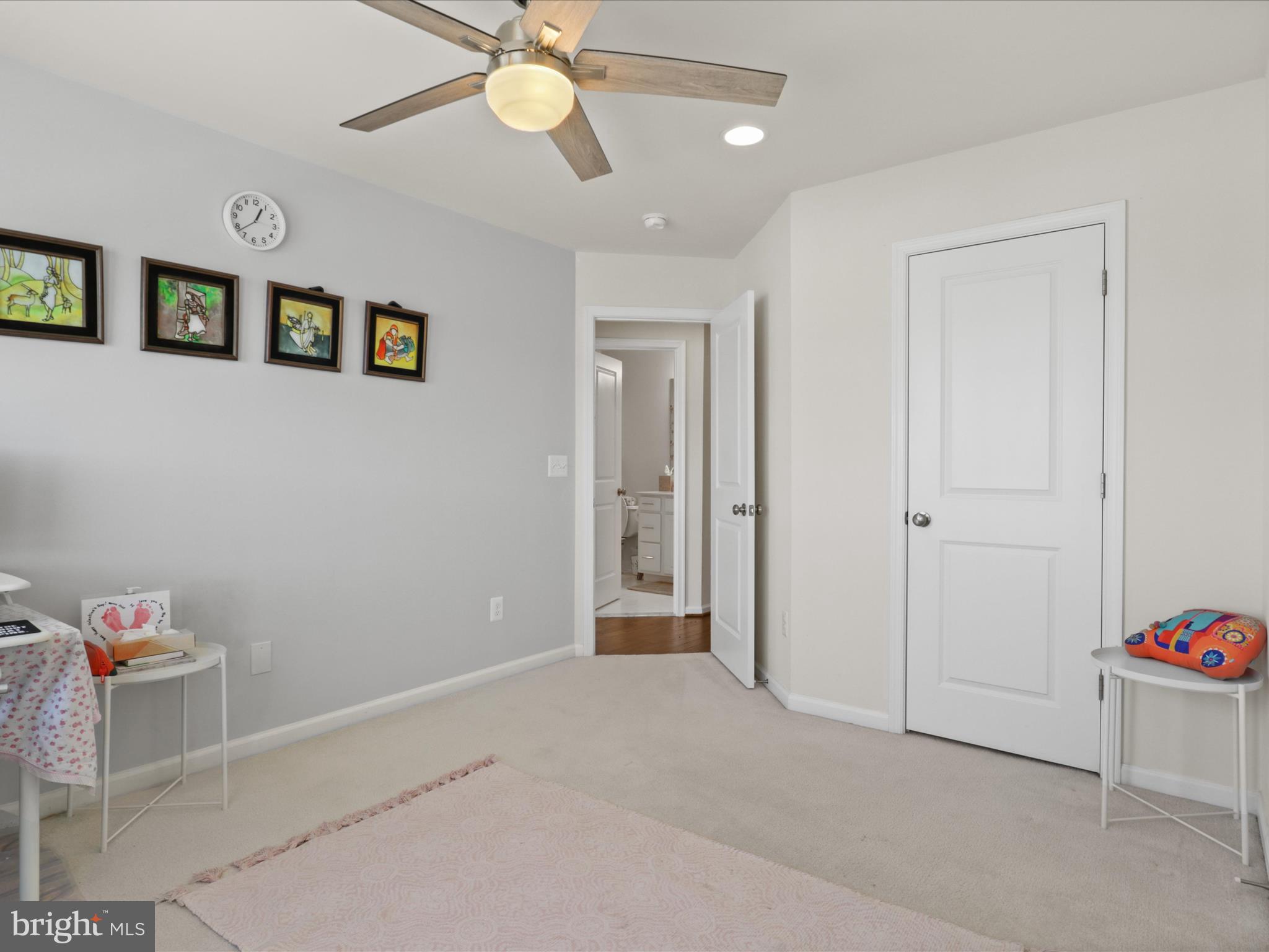 GLASCOCK FIELD AT STONE RIDGE - Residential Lease