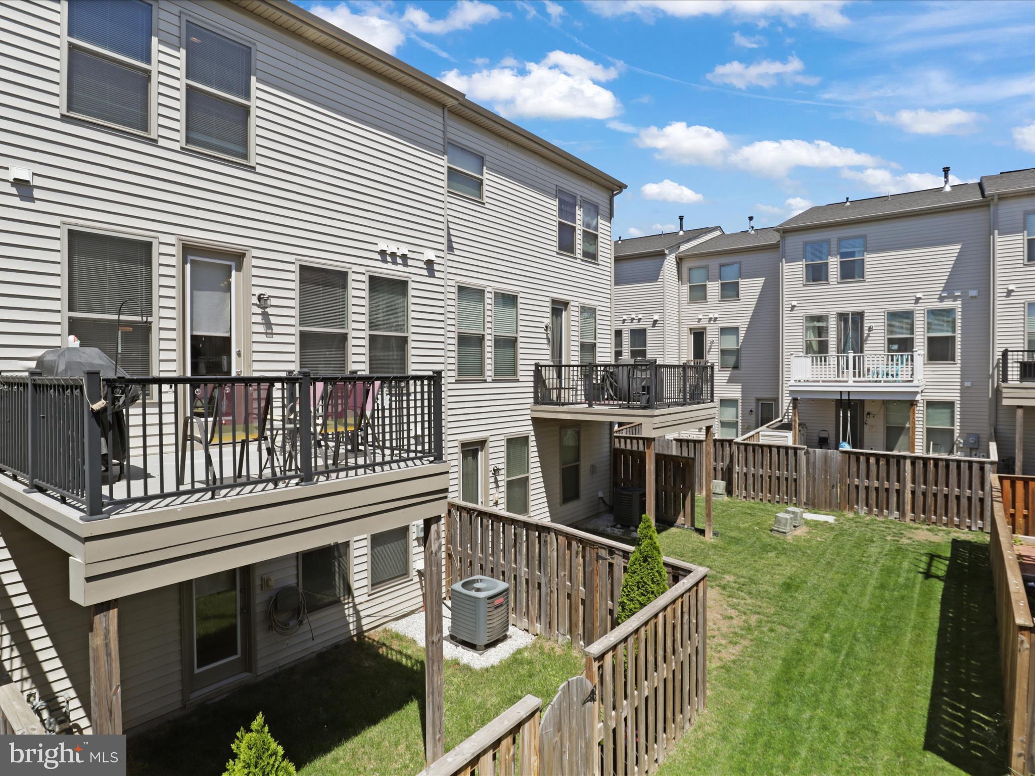 GLASCOCK FIELD AT STONE RIDGE - Residential Lease