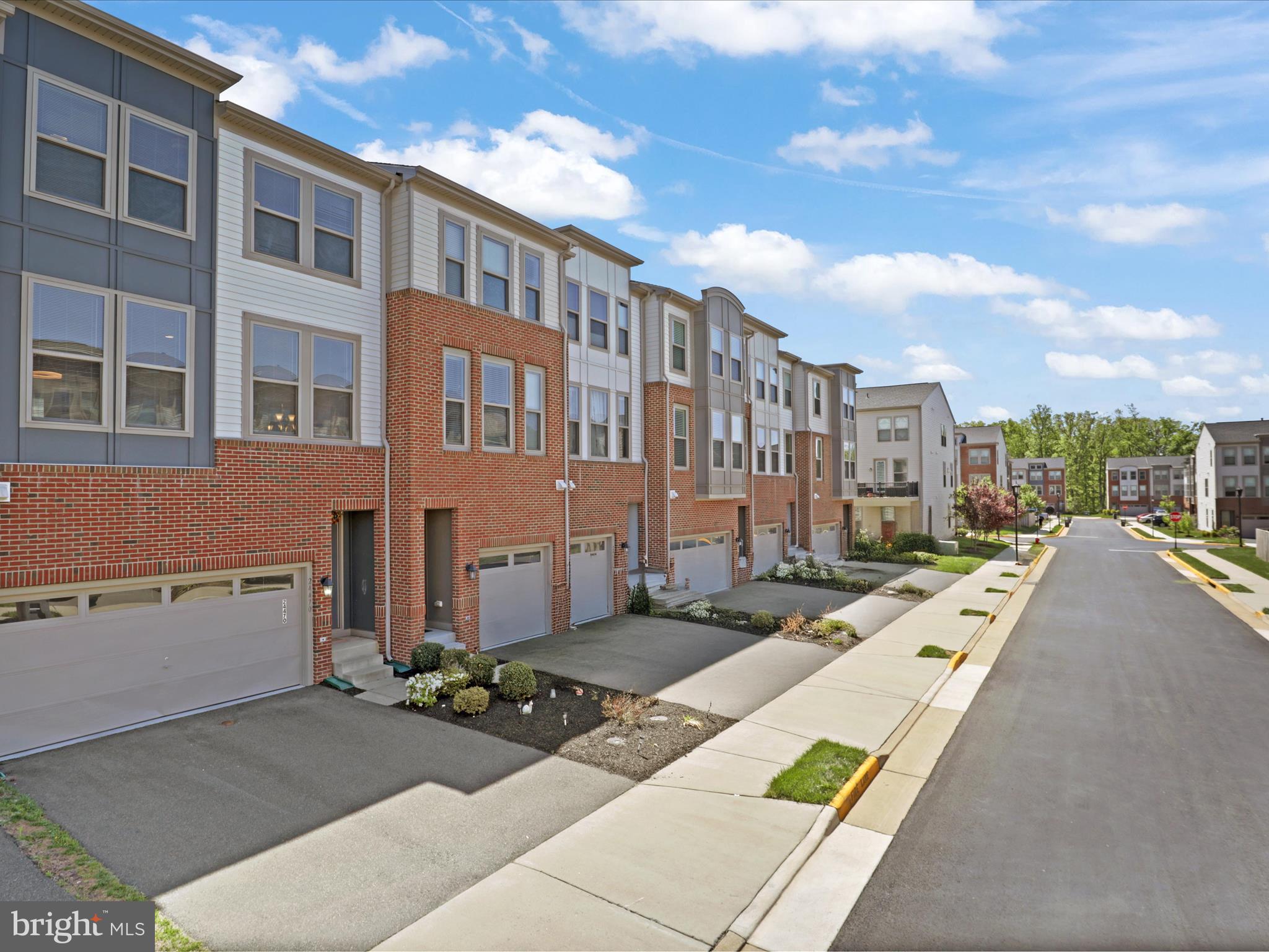 GLASCOCK FIELD AT STONE RIDGE - Residential Lease