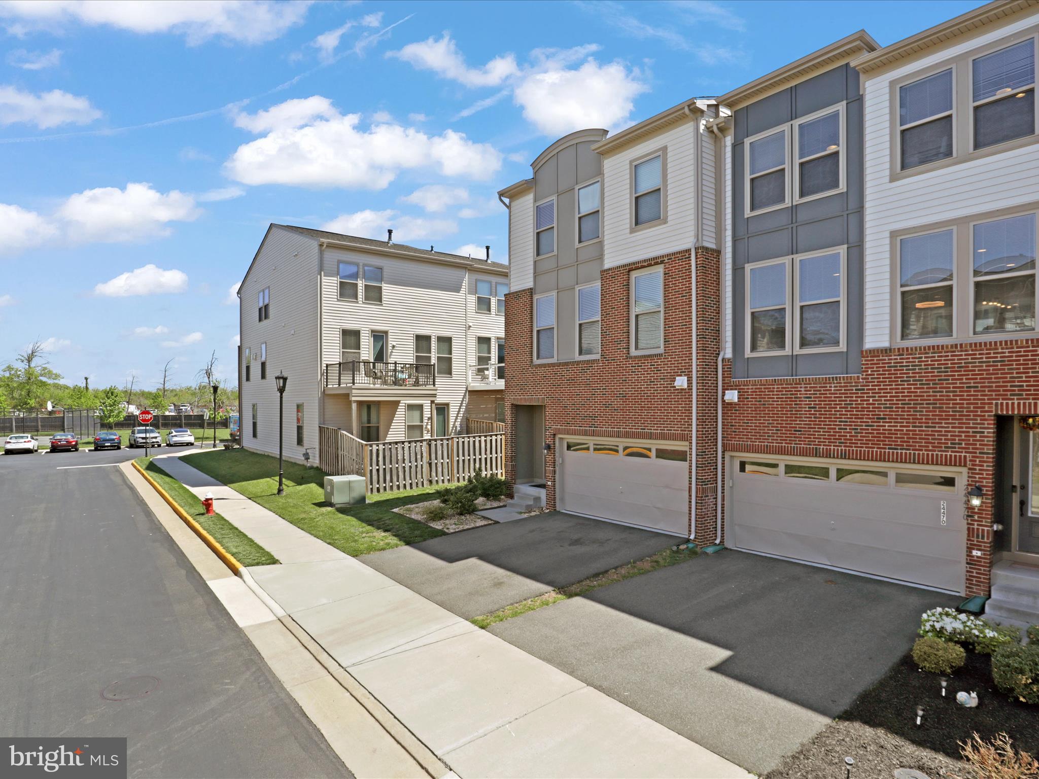 GLASCOCK FIELD AT STONE RIDGE - Residential Lease