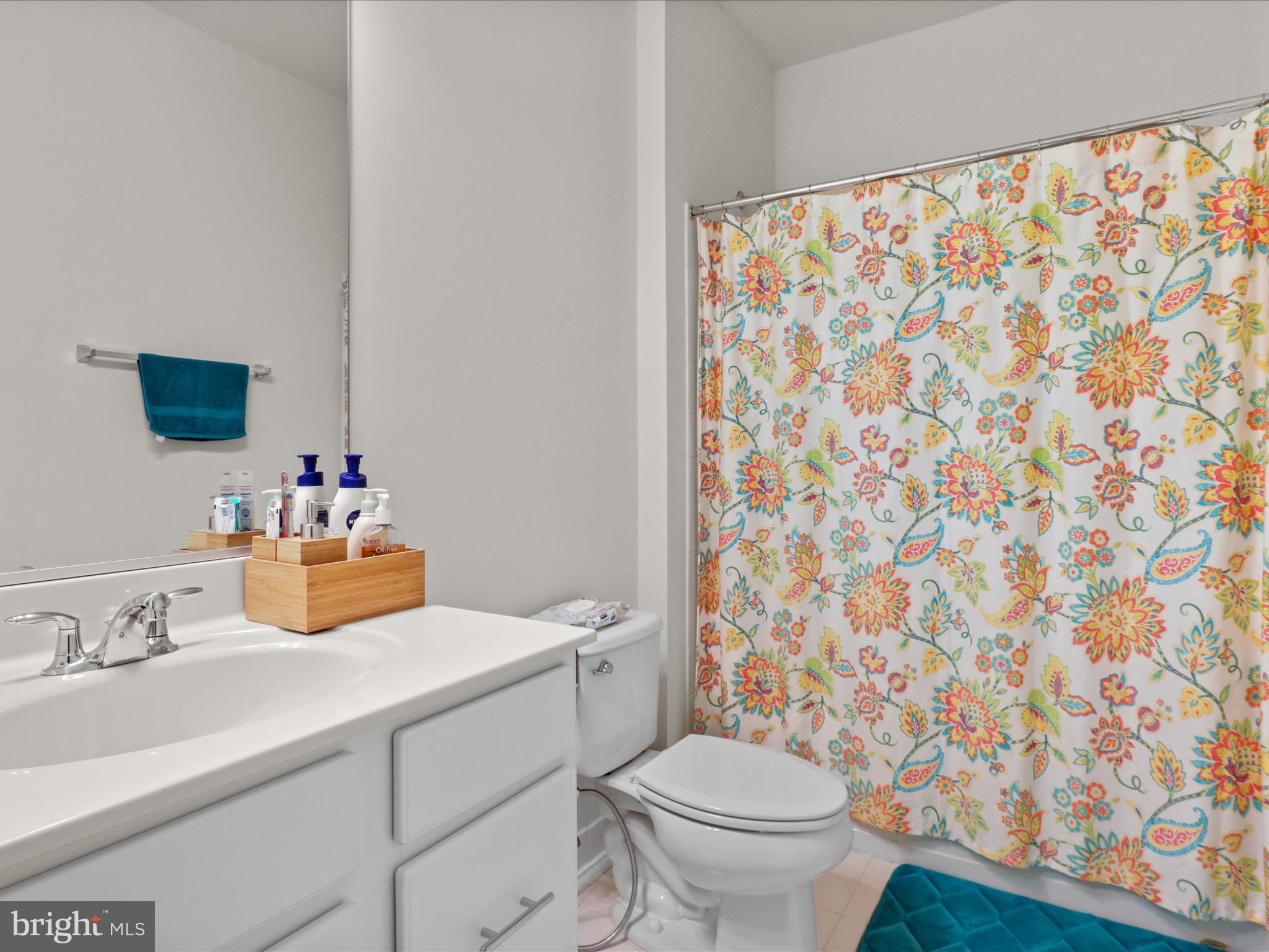 GLASCOCK FIELD AT STONE RIDGE - Residential Lease