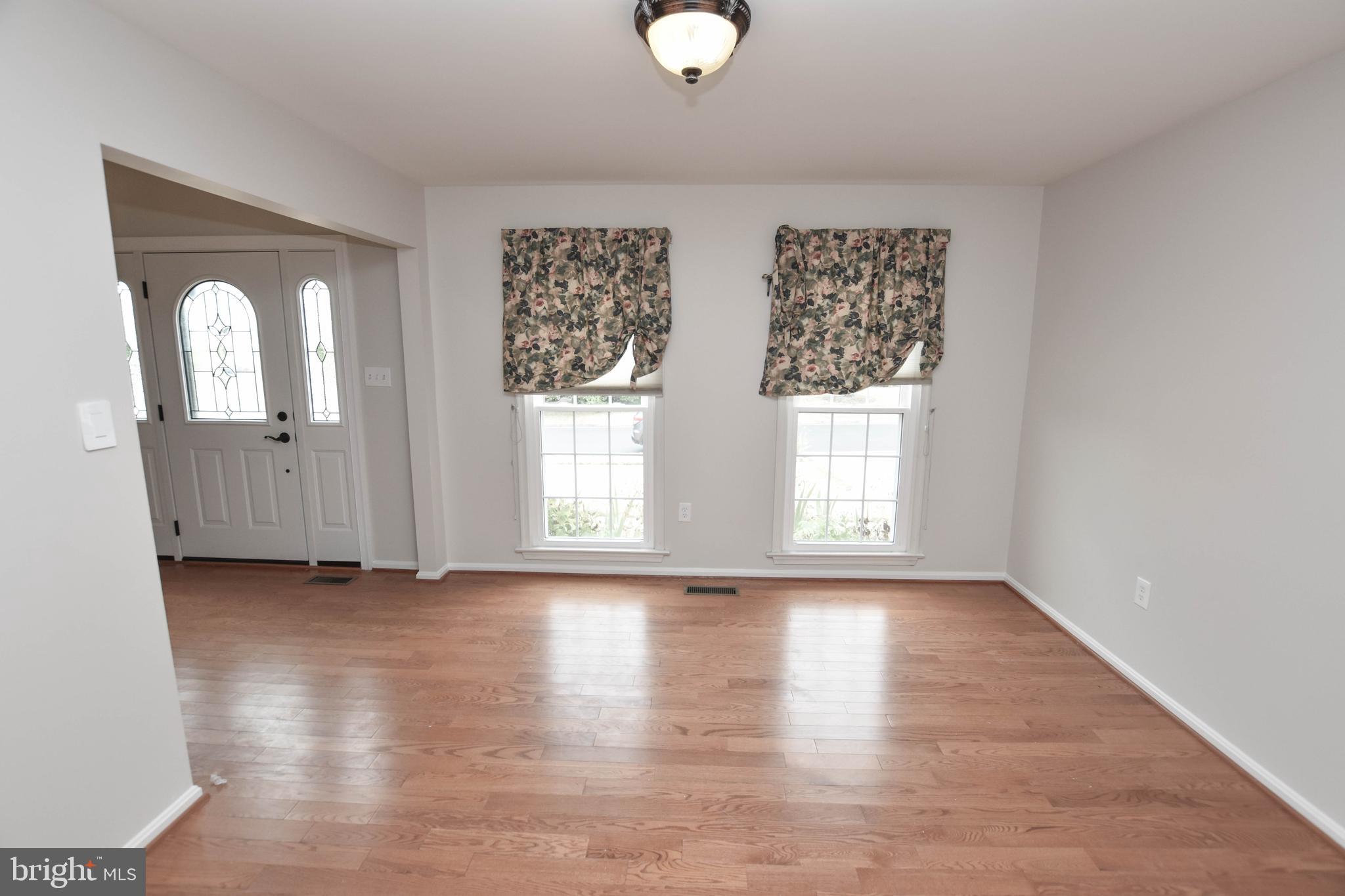 ASHBURN VILLAGE - Residential Lease