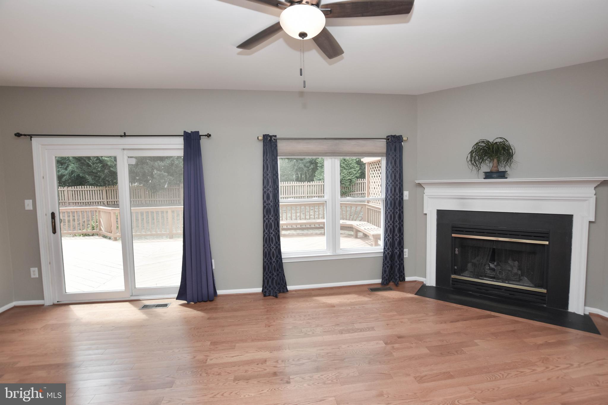 ASHBURN VILLAGE - Residential Lease