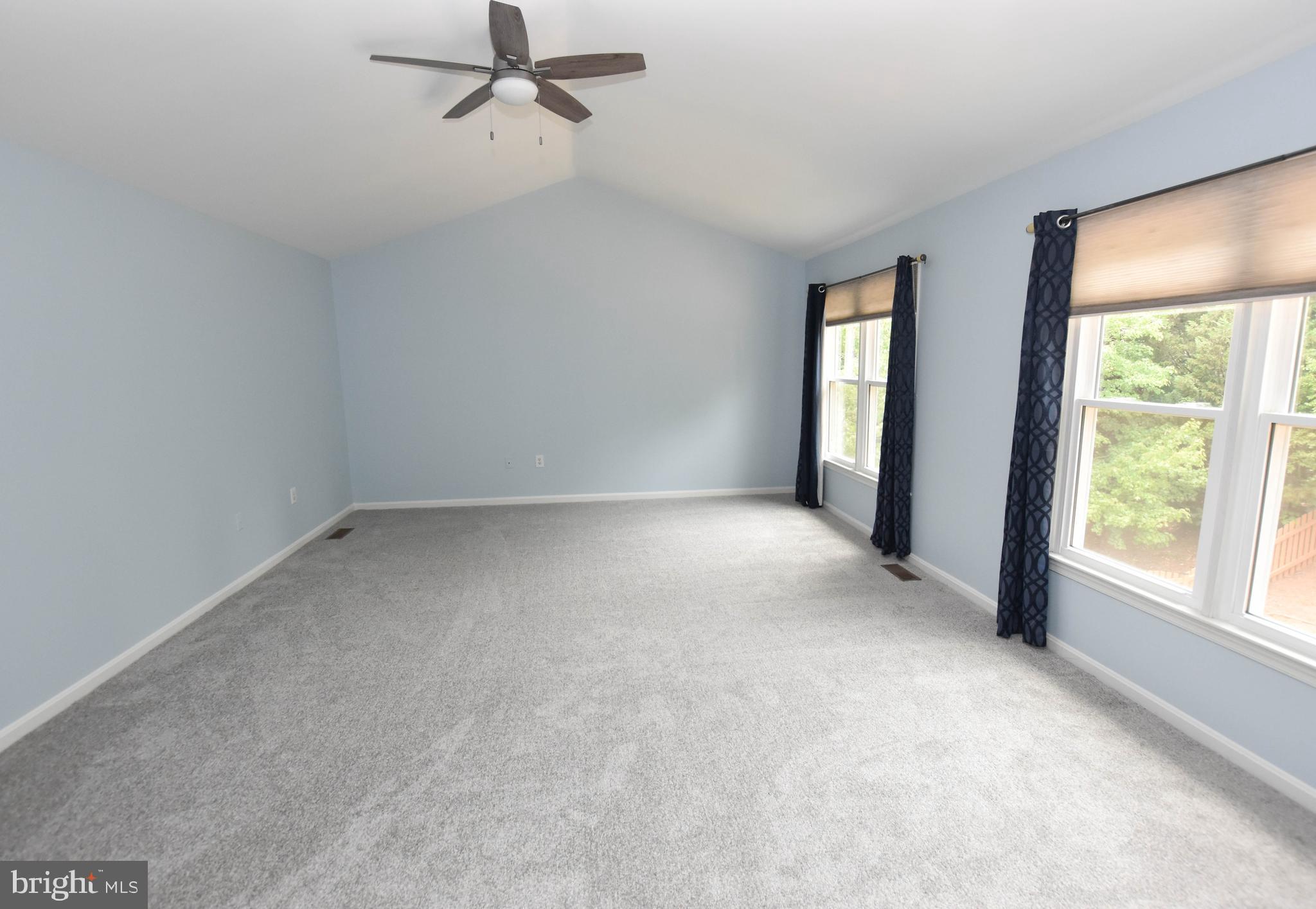 ASHBURN VILLAGE - Residential Lease