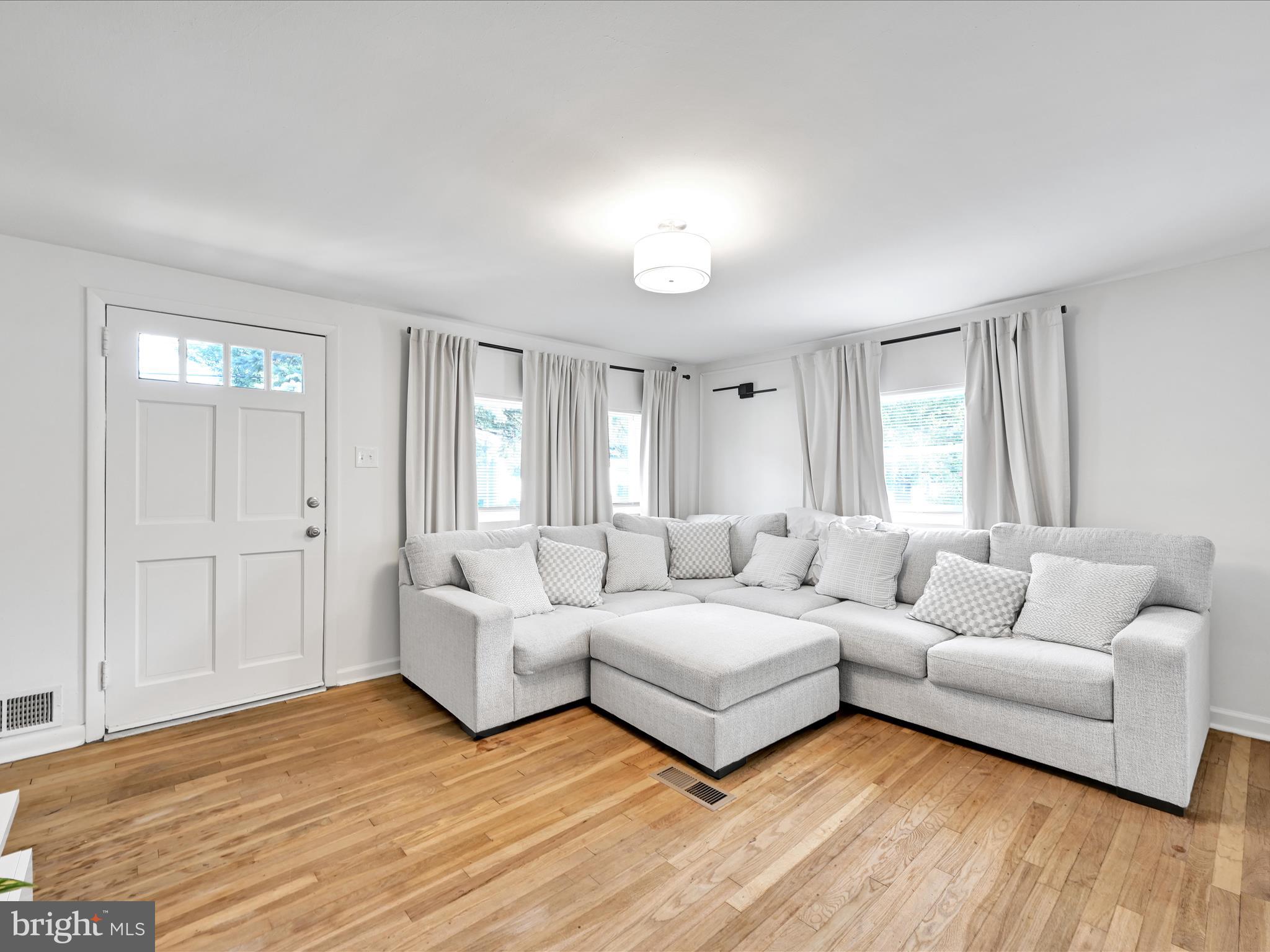 HEMPFIELD - Residential