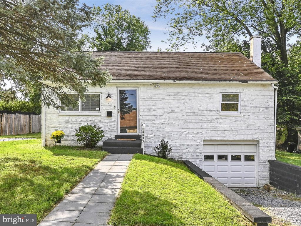 Photo of 4408 Miller Drive, MOUNT JOY, PA 17552 (MLS # PALA2075472)