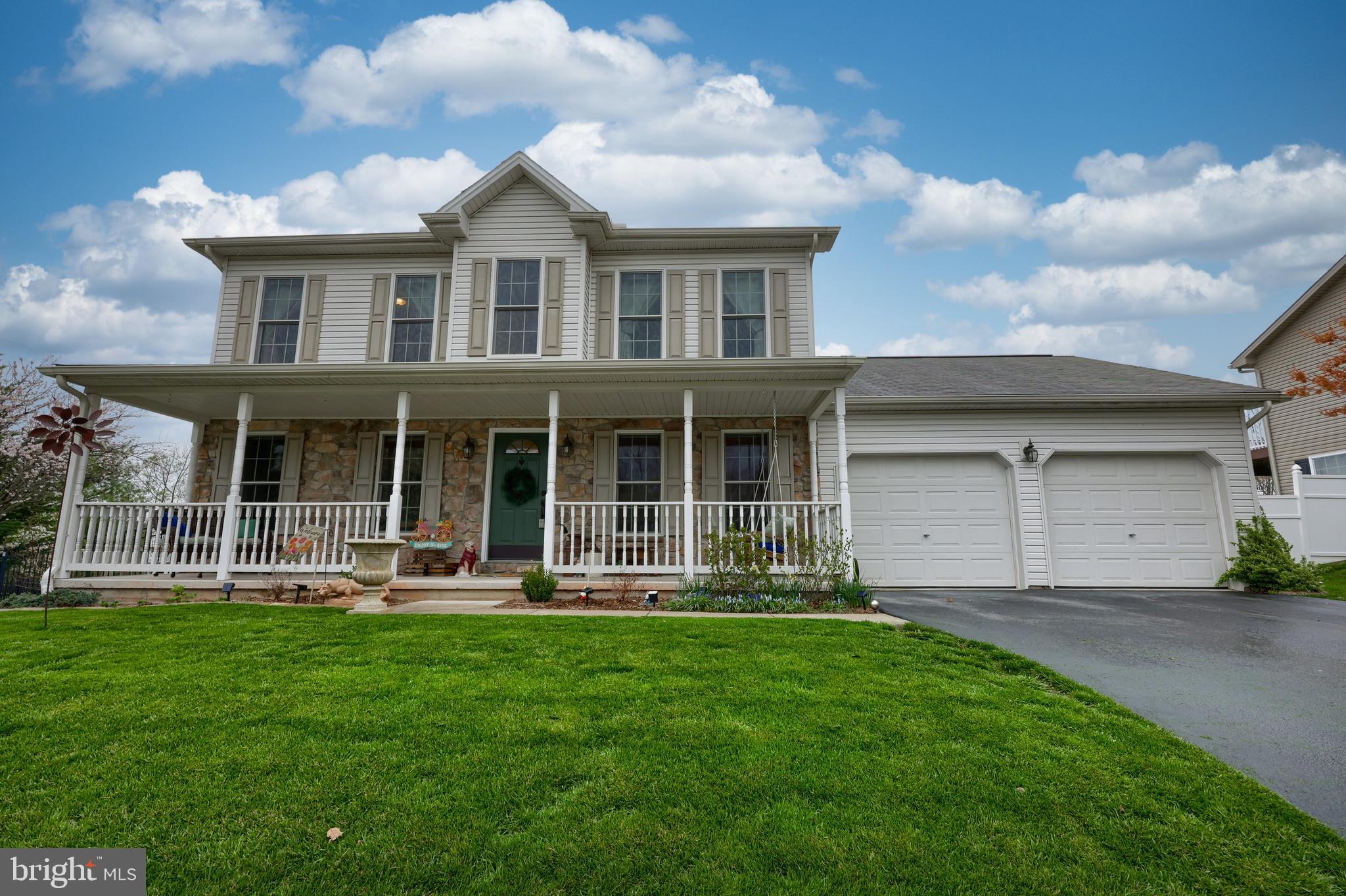 THE WOODS - Residential