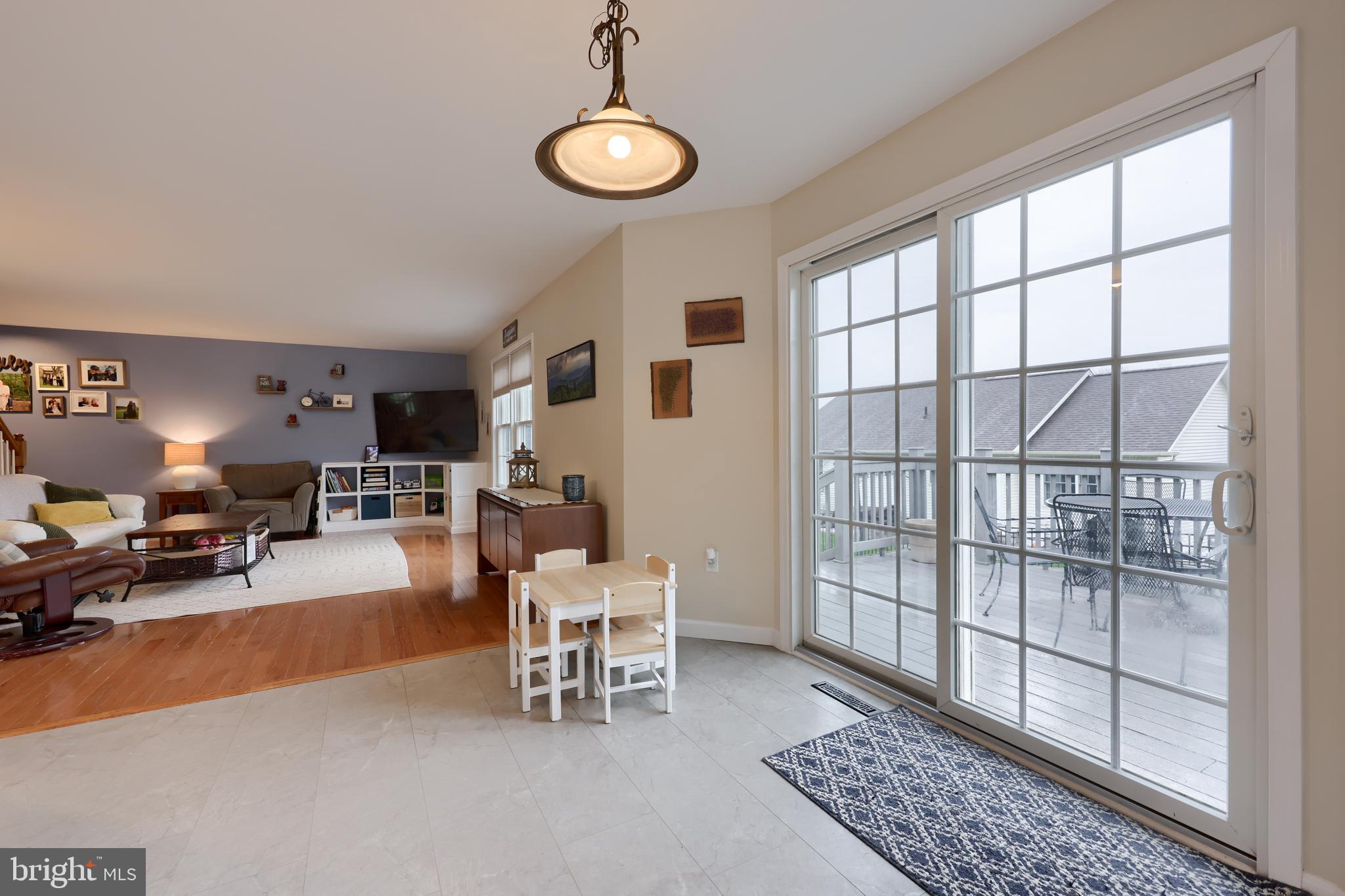 THE WOODS - Residential