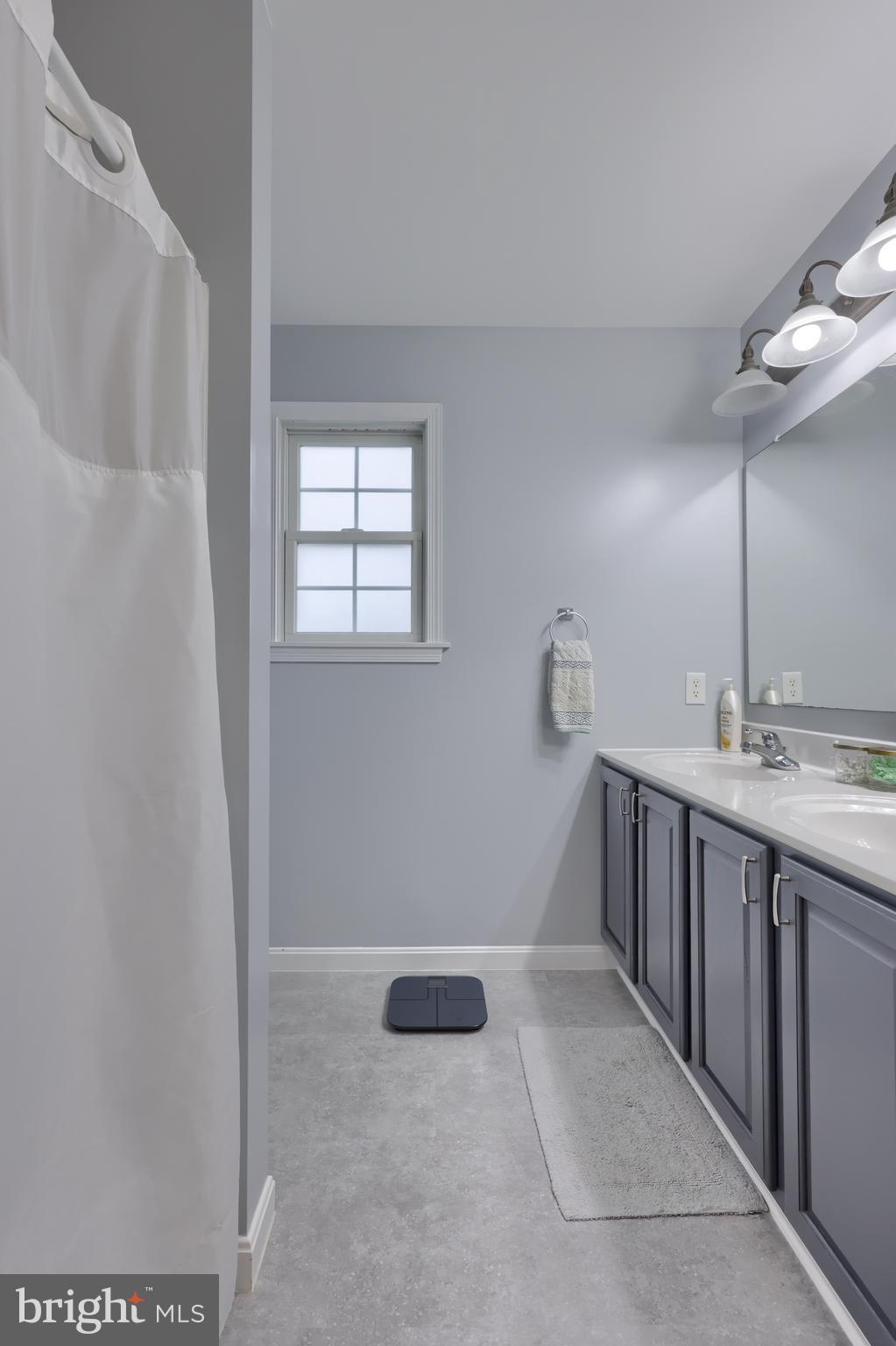 THE WOODS - Residential