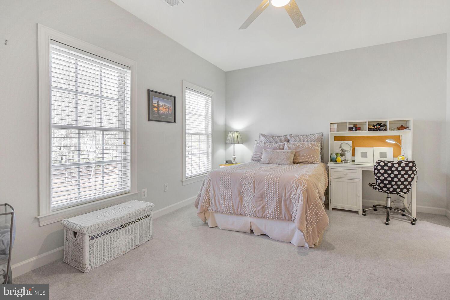 LAKELANDS - Residential