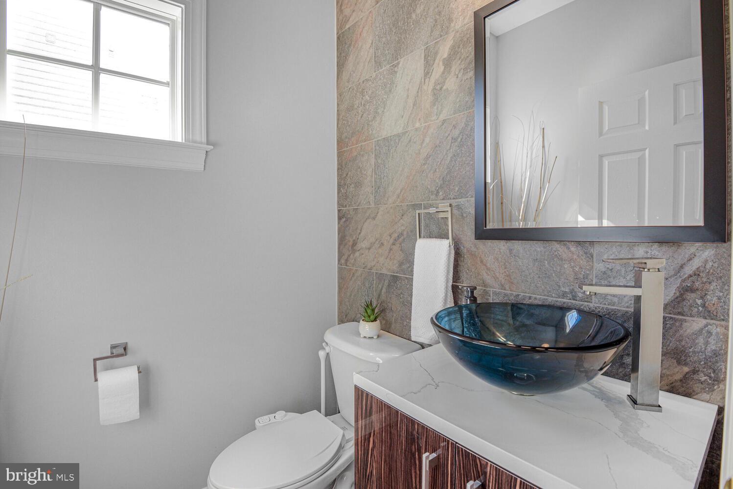 LAKELANDS - Residential