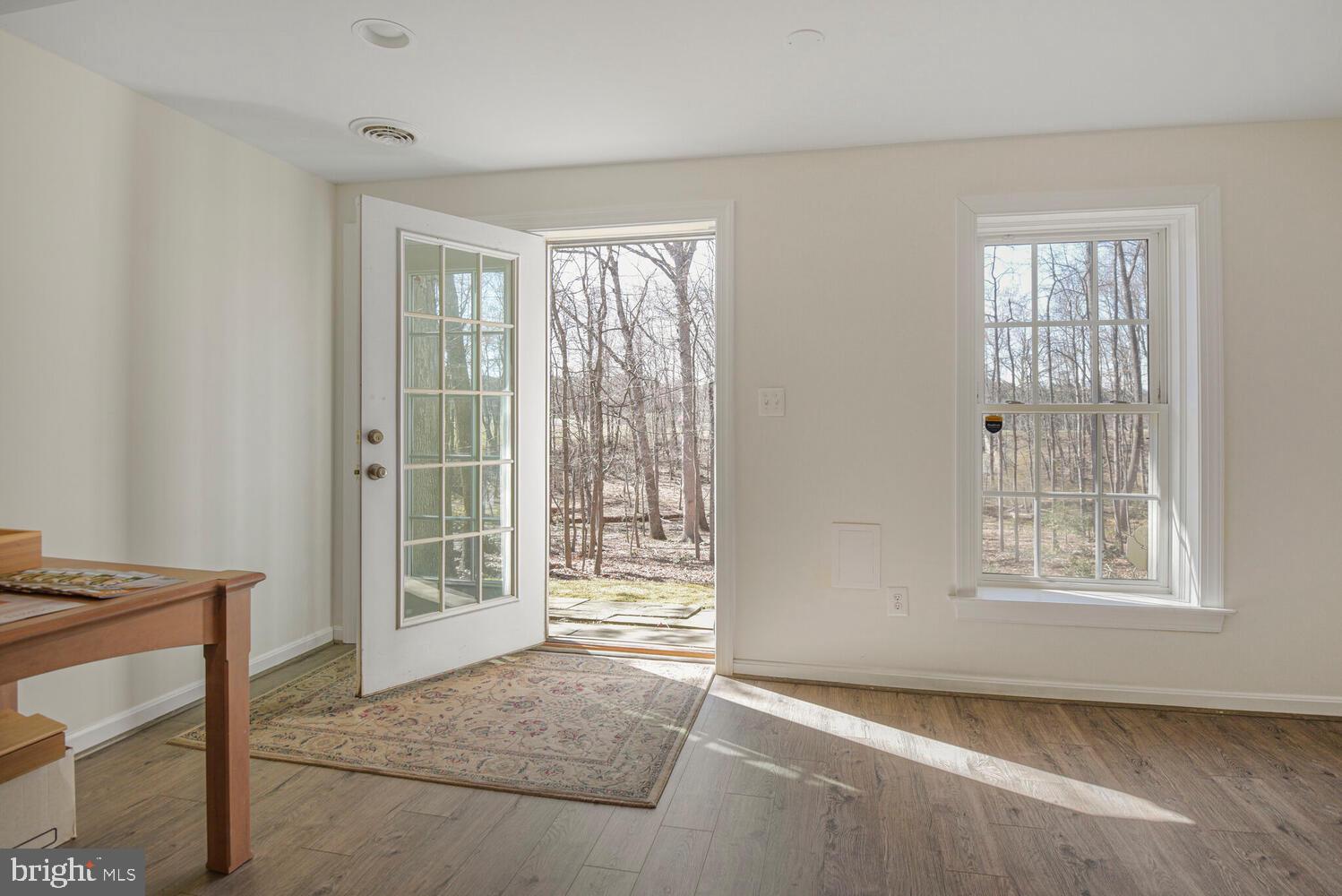 LAKELANDS - Residential